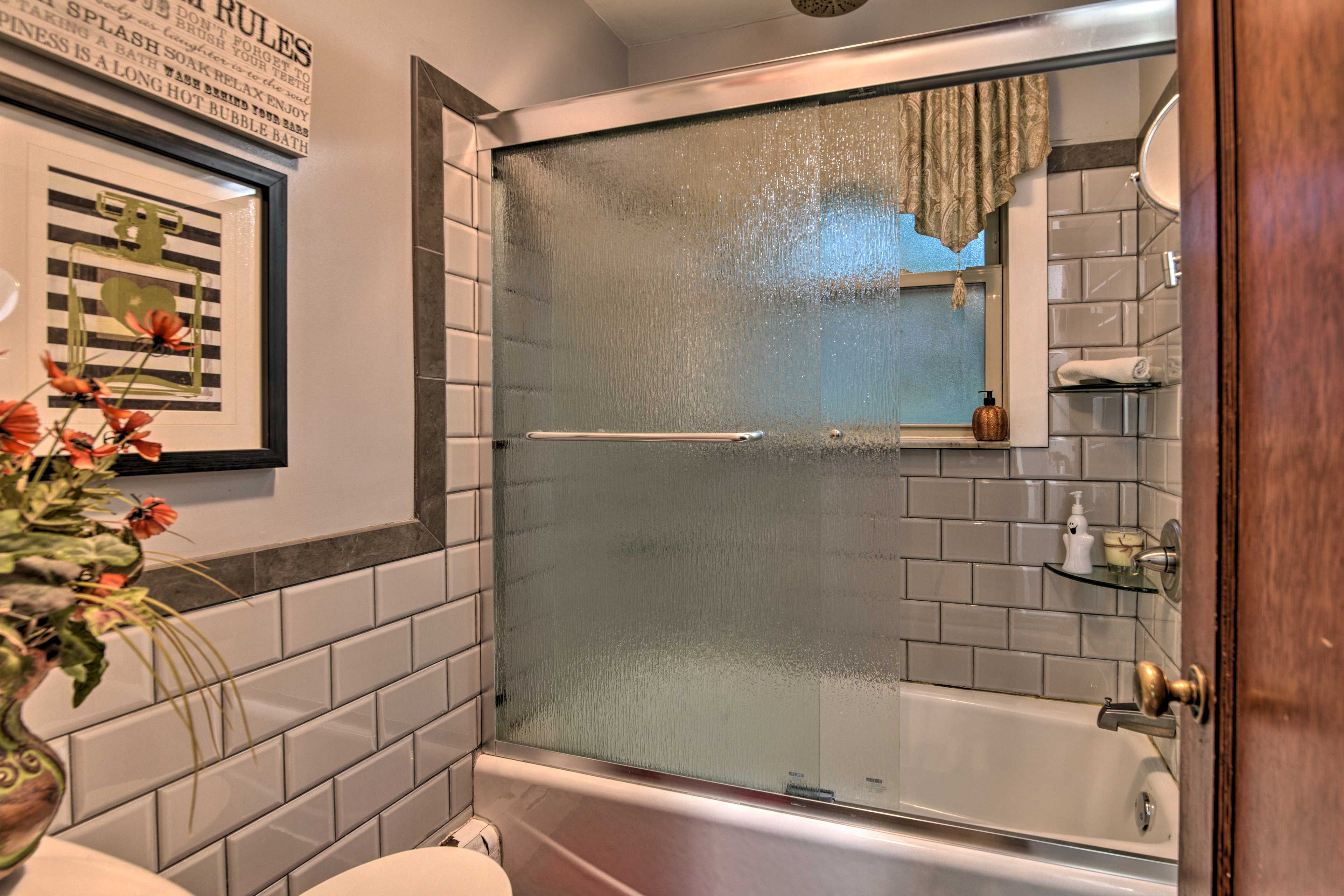 Full Bathroom