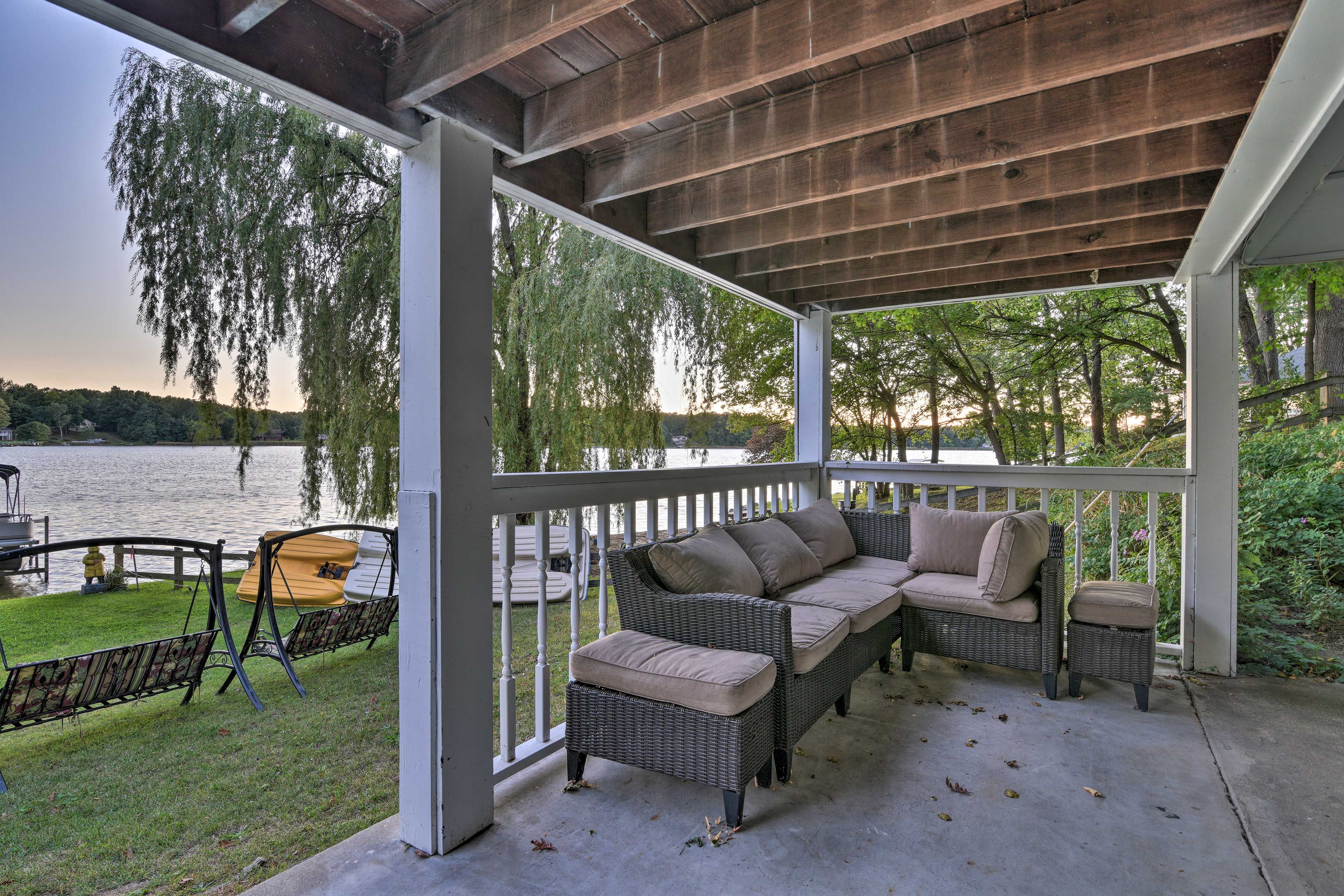 Lower-Level Deck