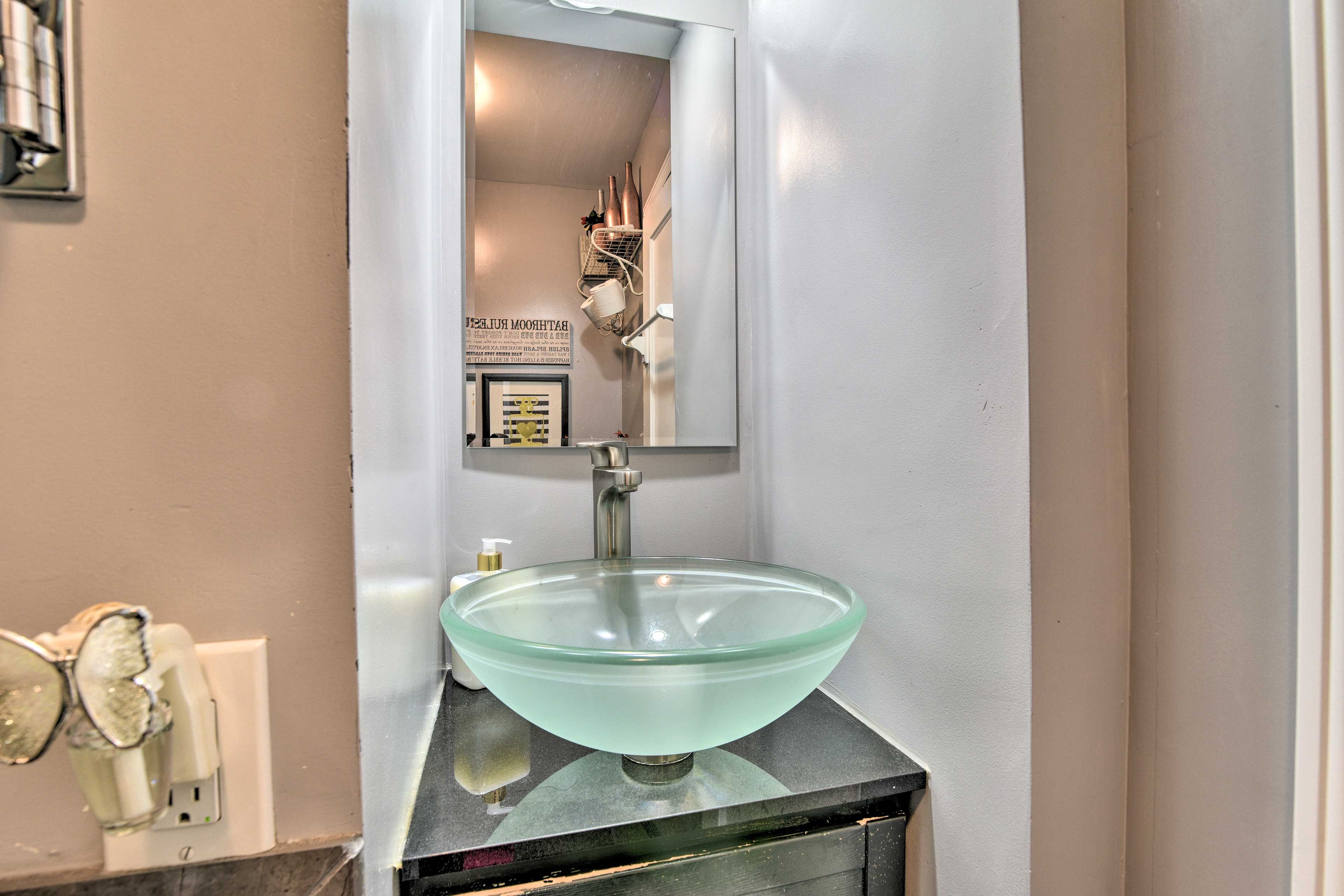 Full Bathroom