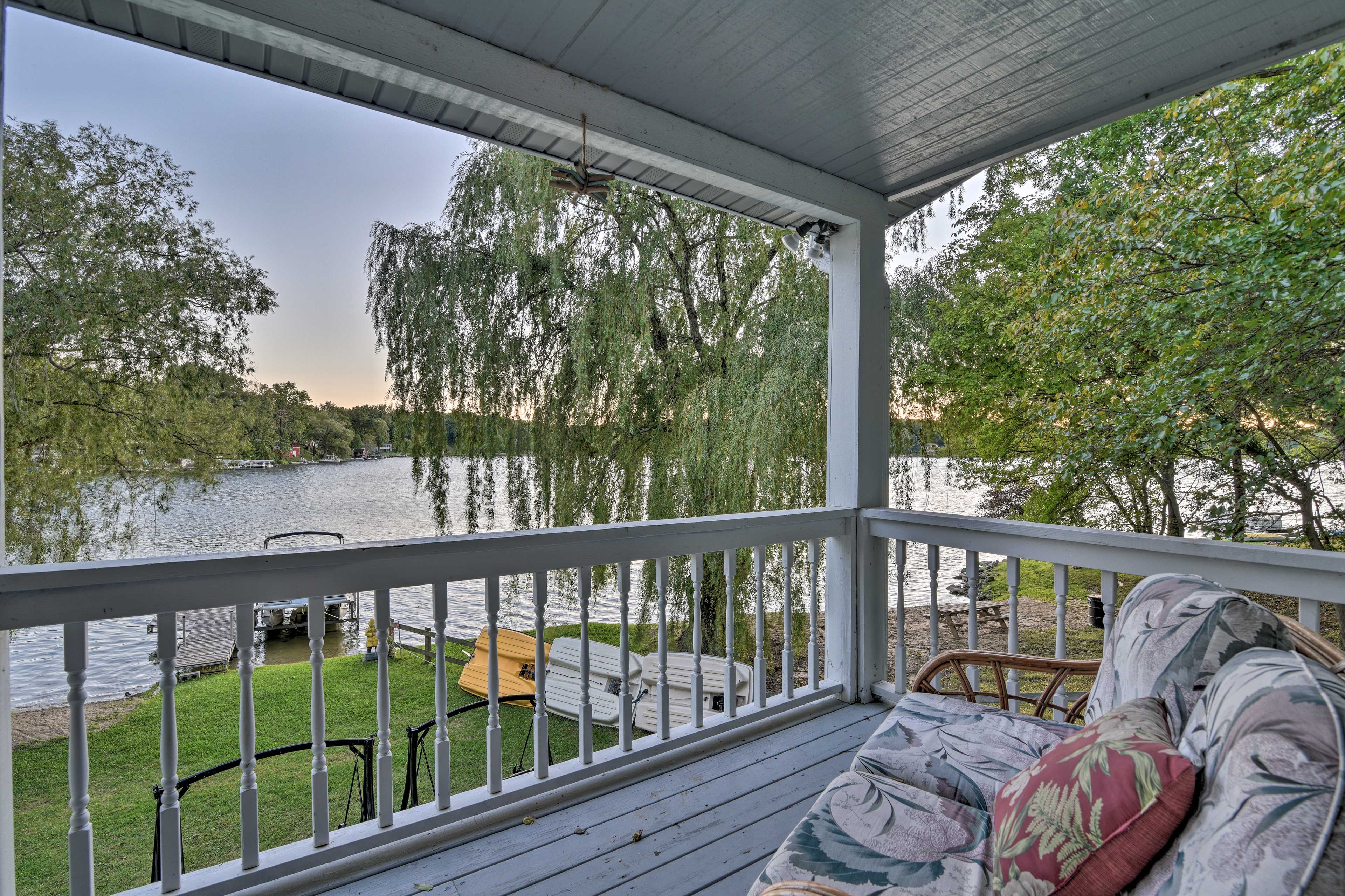 Upper-Level Deck