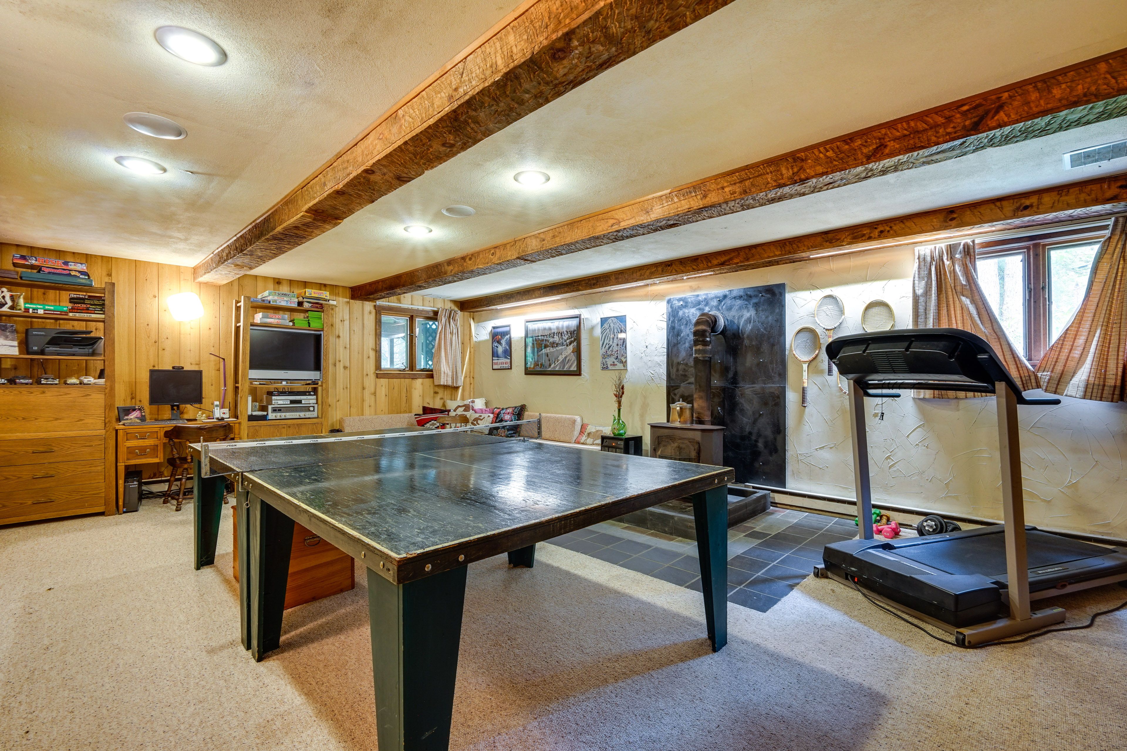 Game Room | Ping Pong Table | Board Games