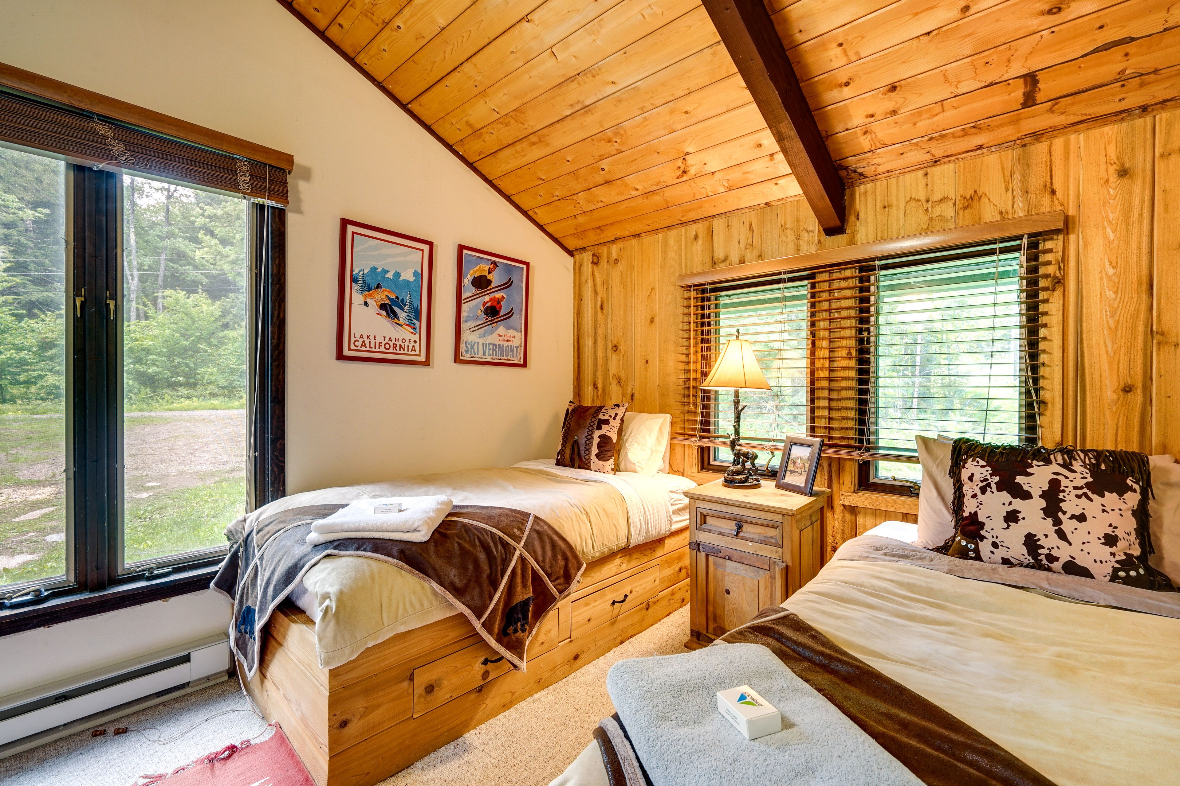 Bedroom 3 | 2 Twin Beds