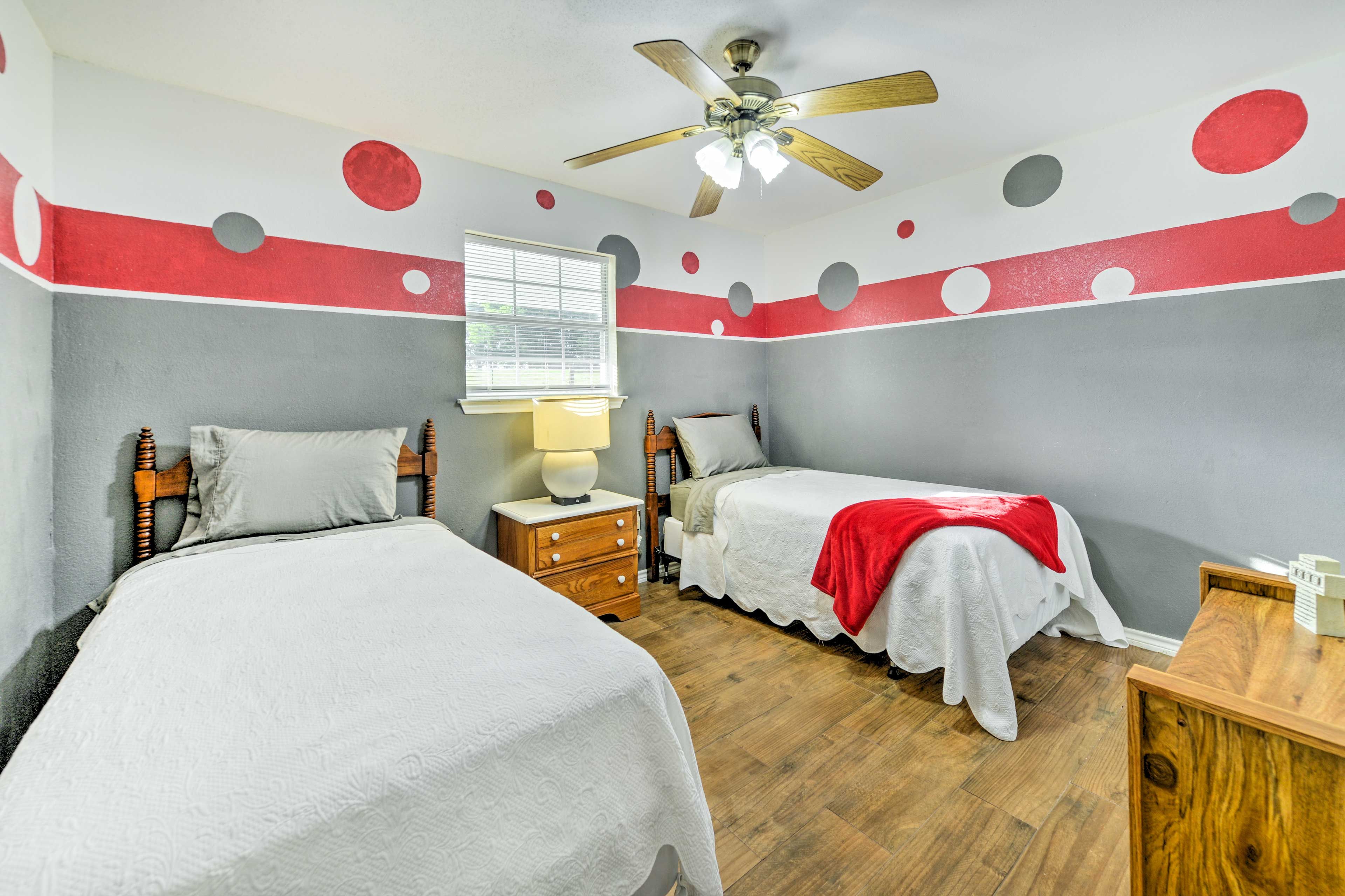 Bedroom 3 | 2 Twin Beds