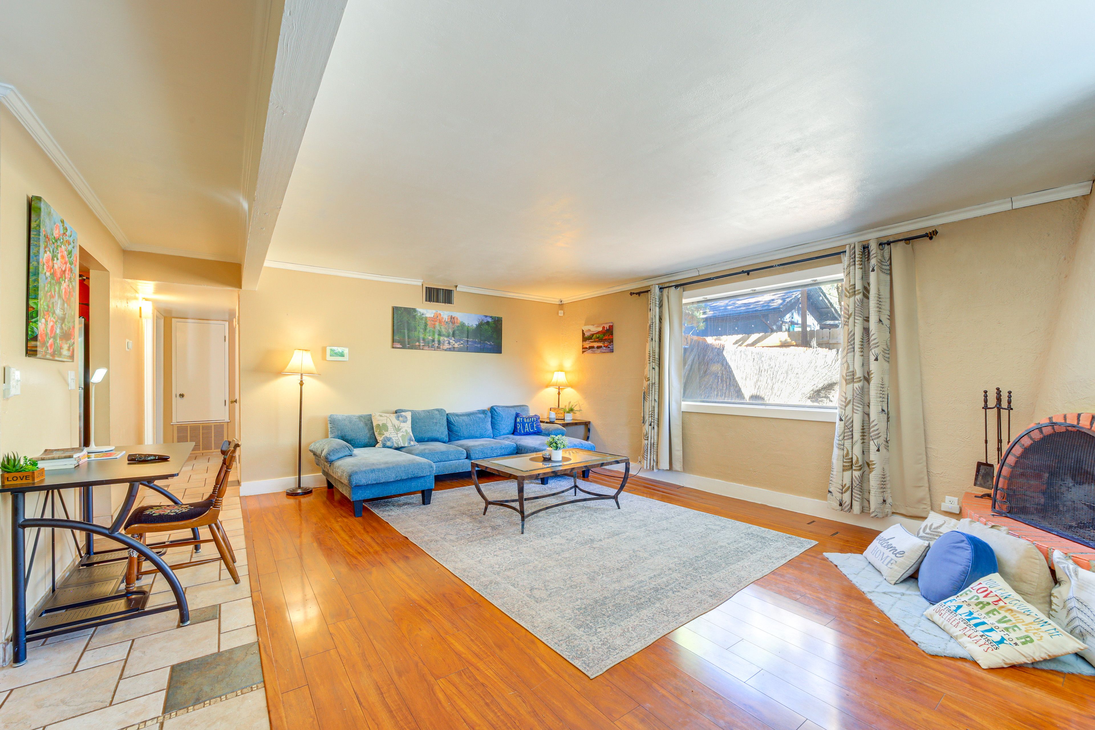 Living Room | Queen Sleeper Sofa | Smart TV | Board Games