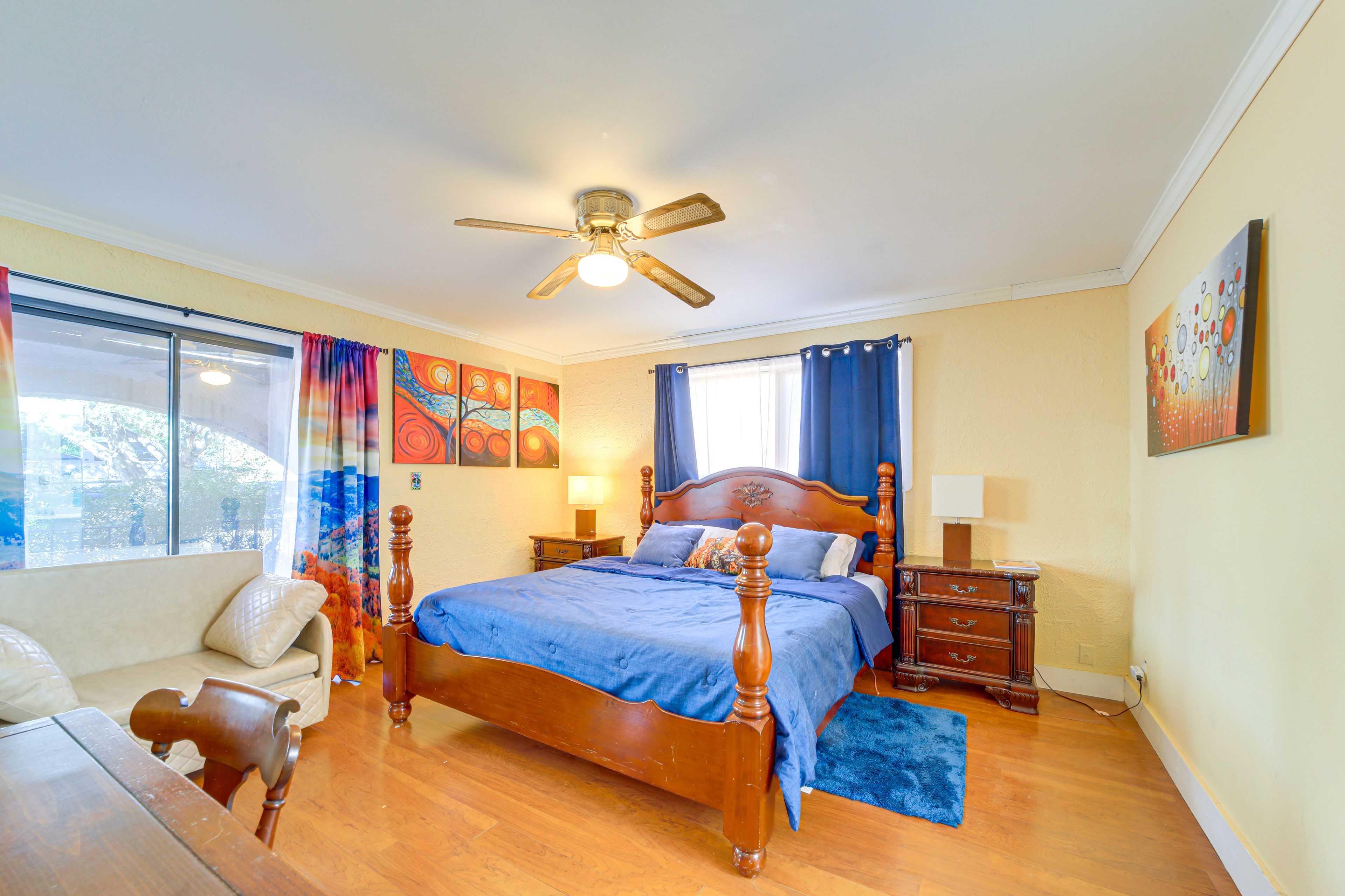 Bedroom 1 | King Bed | Linens