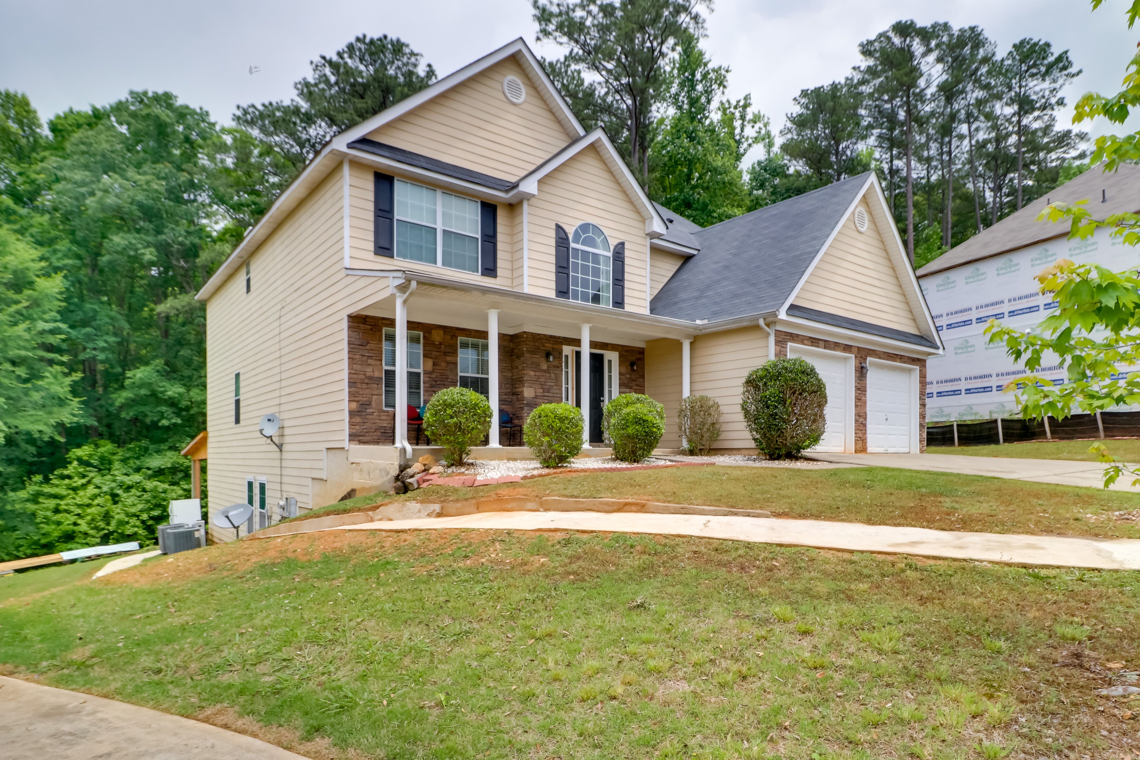 Parking | Driveway (2 Vehicles) | Free Street Parking