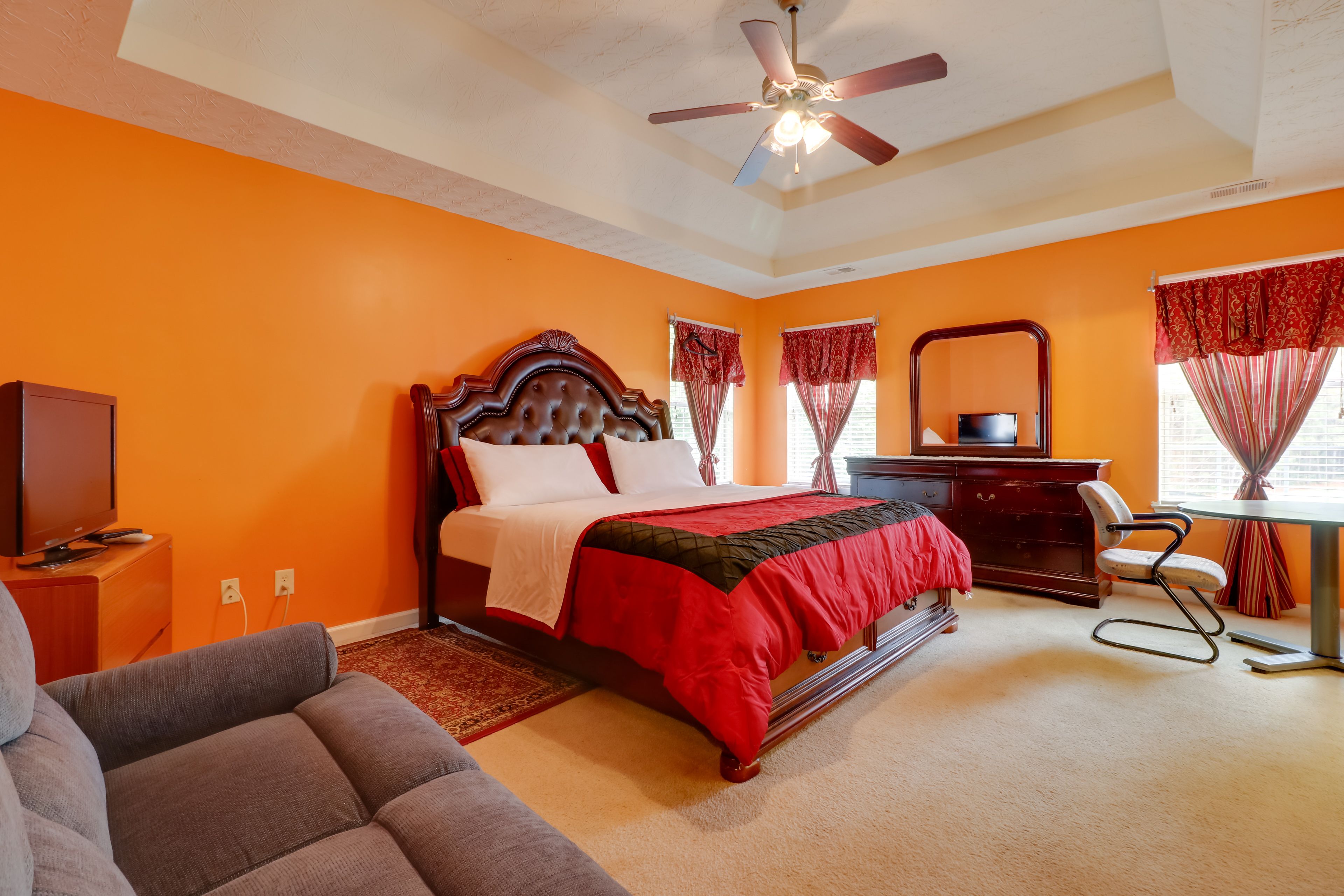 Bedroom 1 | 2nd Floor | King Bed