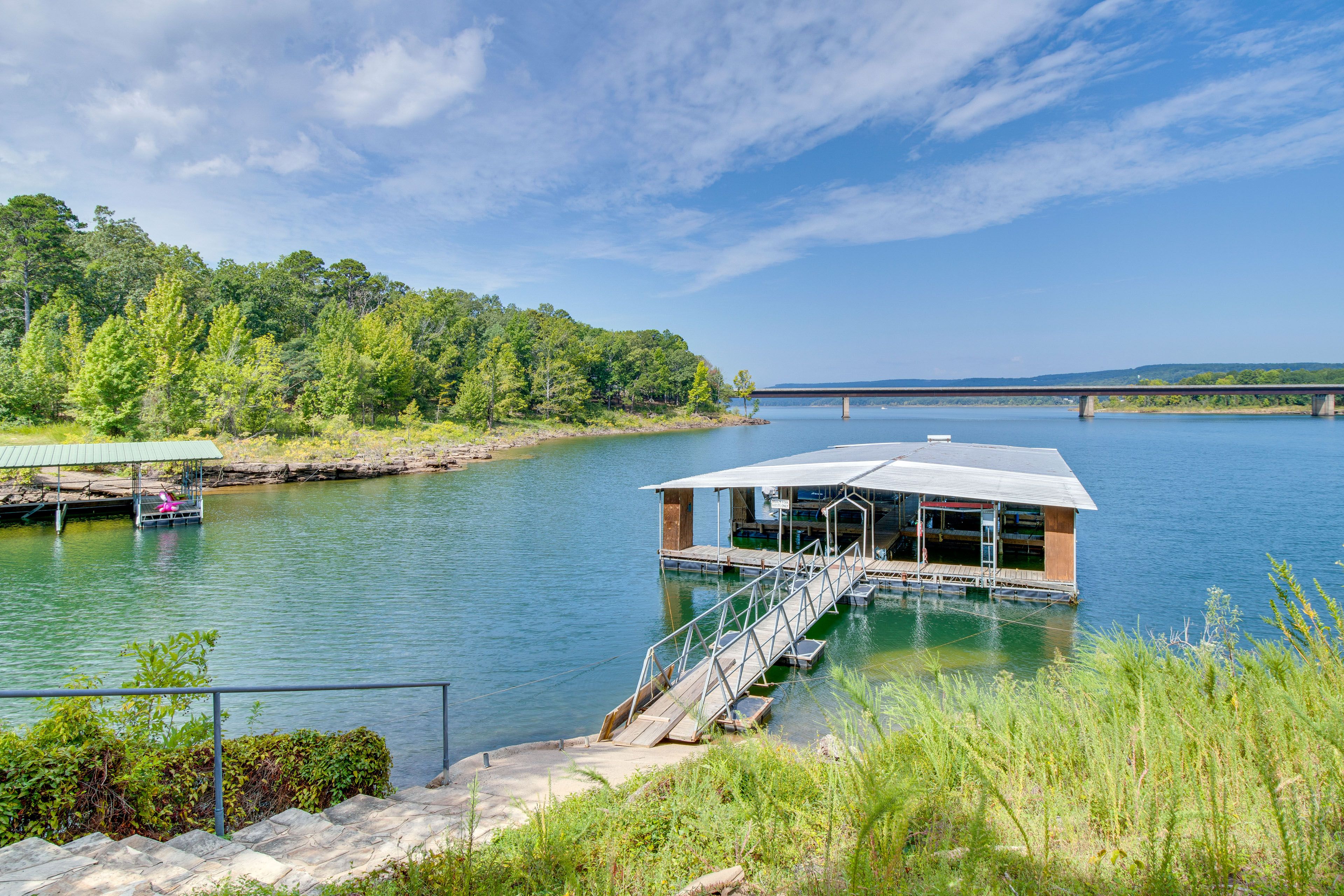 Arkansas Vacation Rental | 4BR | 2BBA | 1,700 Sq Ft | Stairs Required