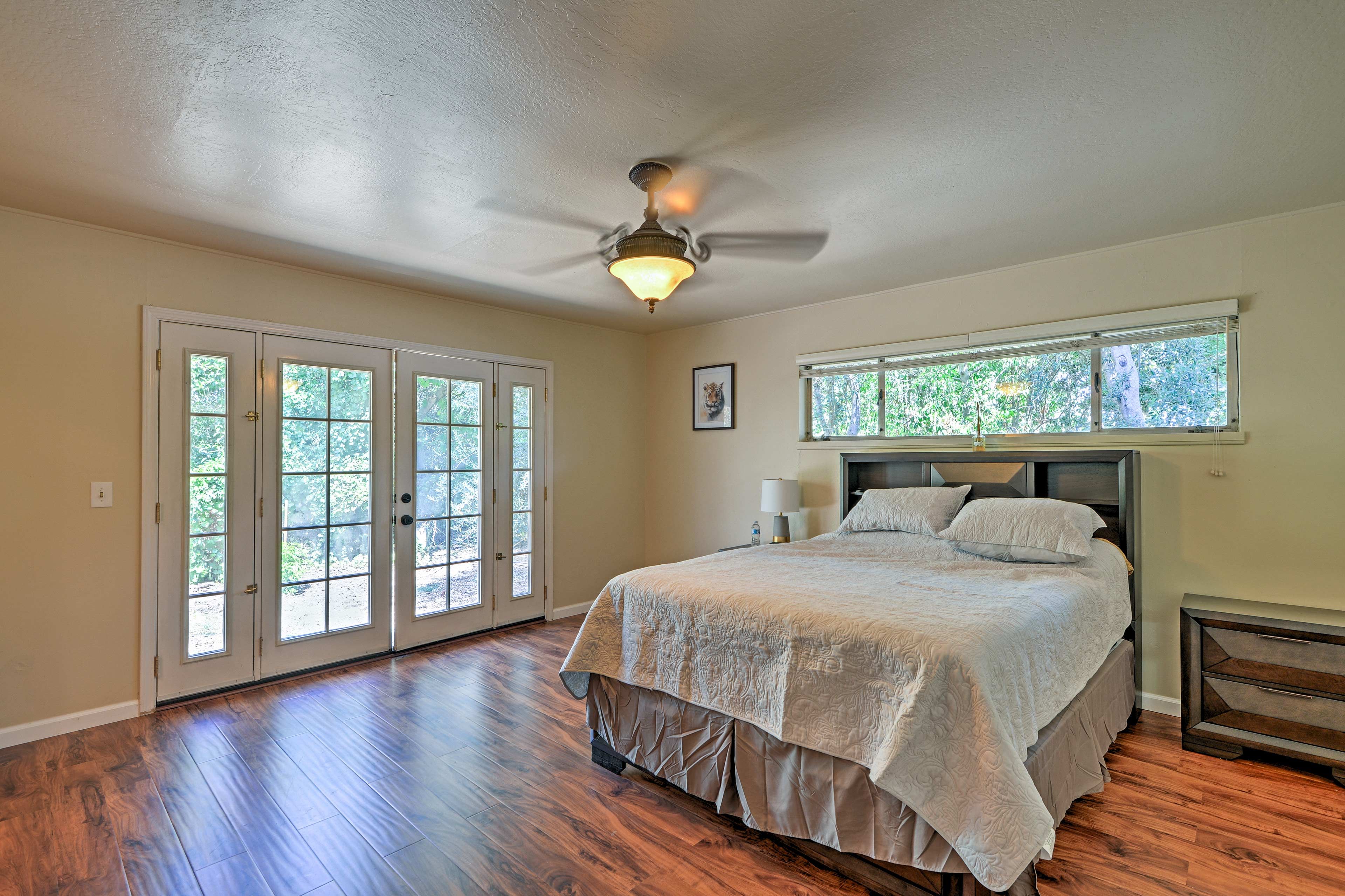 Bedroom 1 | Queen Bed | Linens Provided