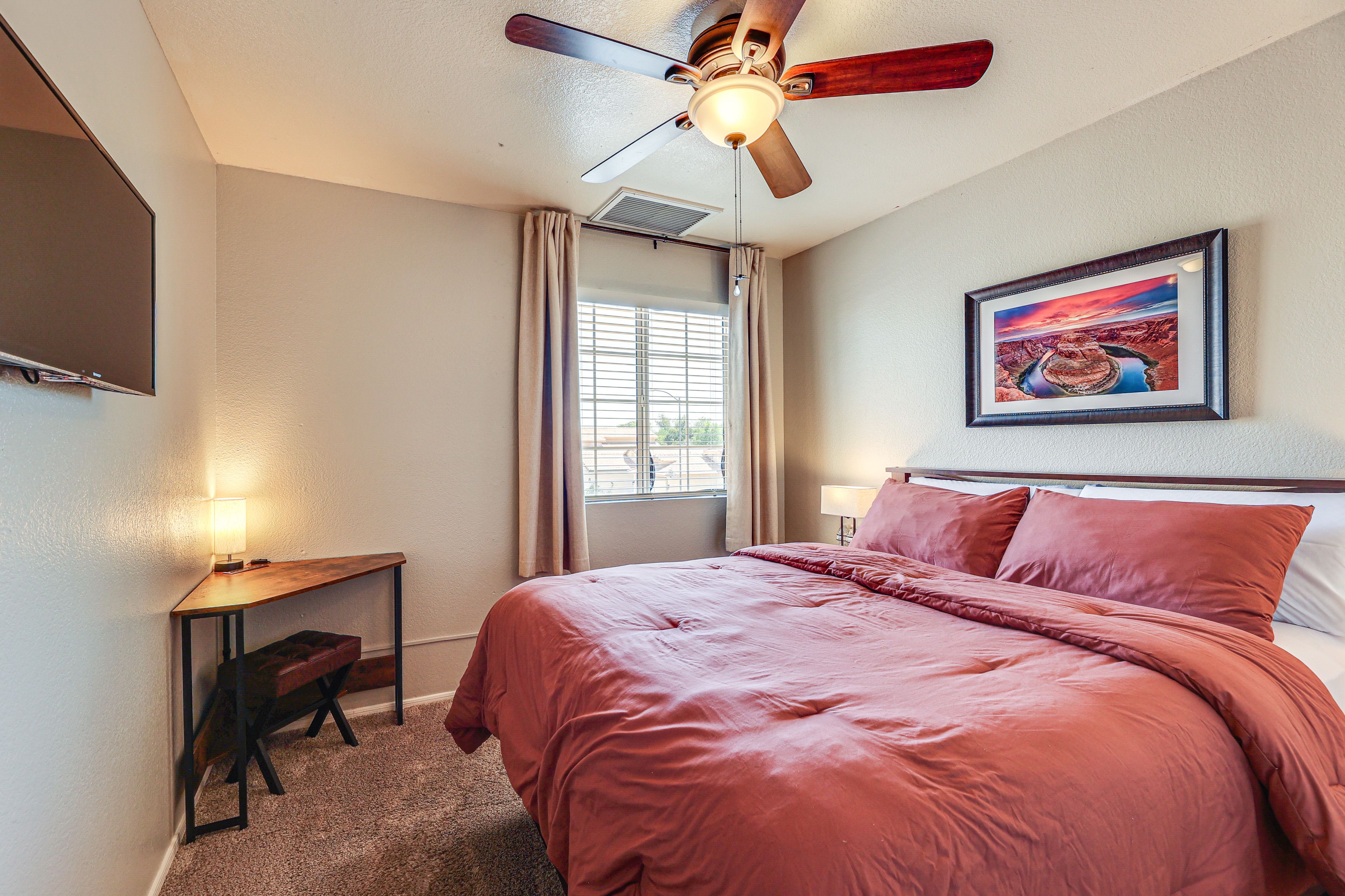 Bedroom 2 | Queen Bed | 2nd Floor