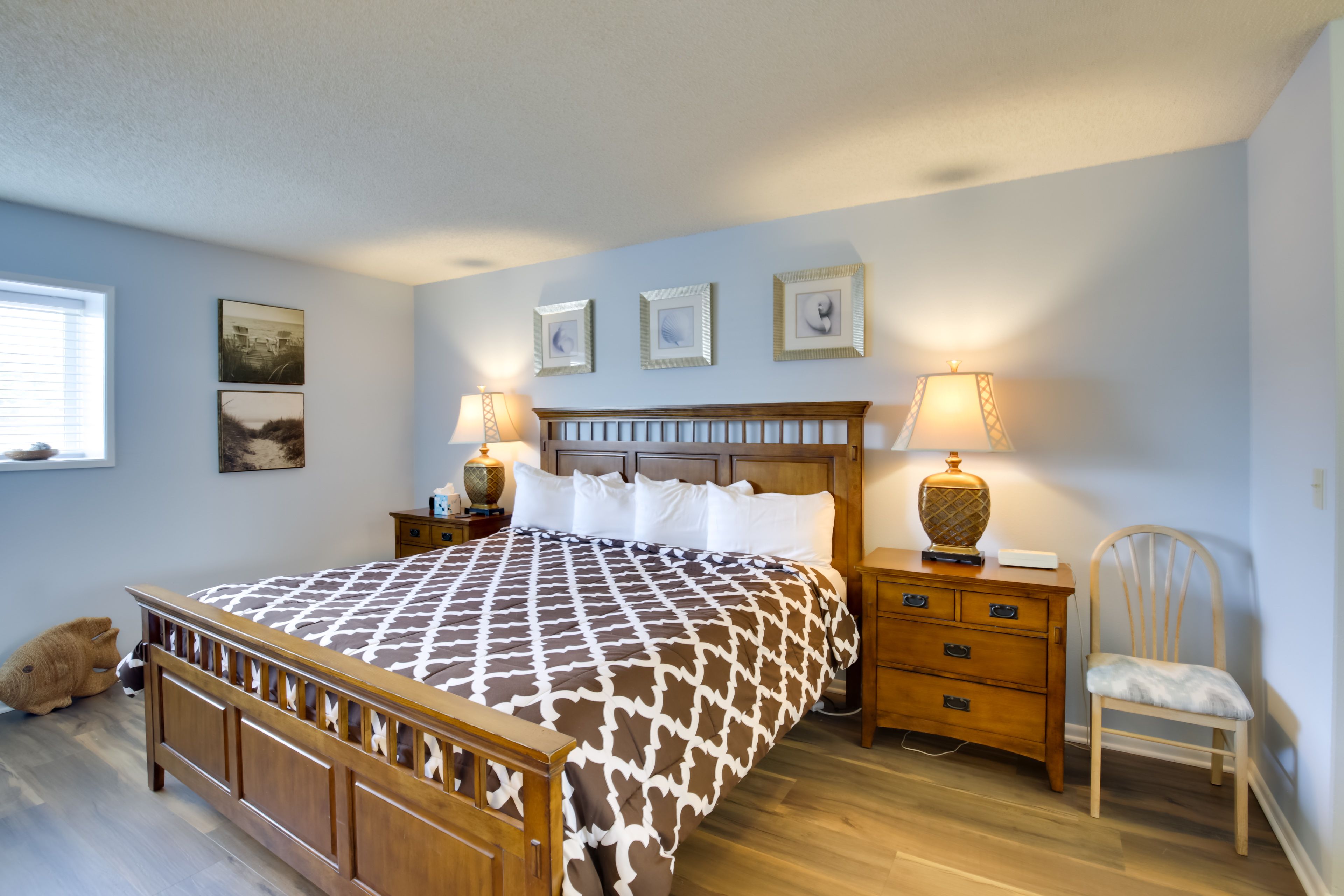 Bedroom 1 | Main Level | King Bed | Linens Provided