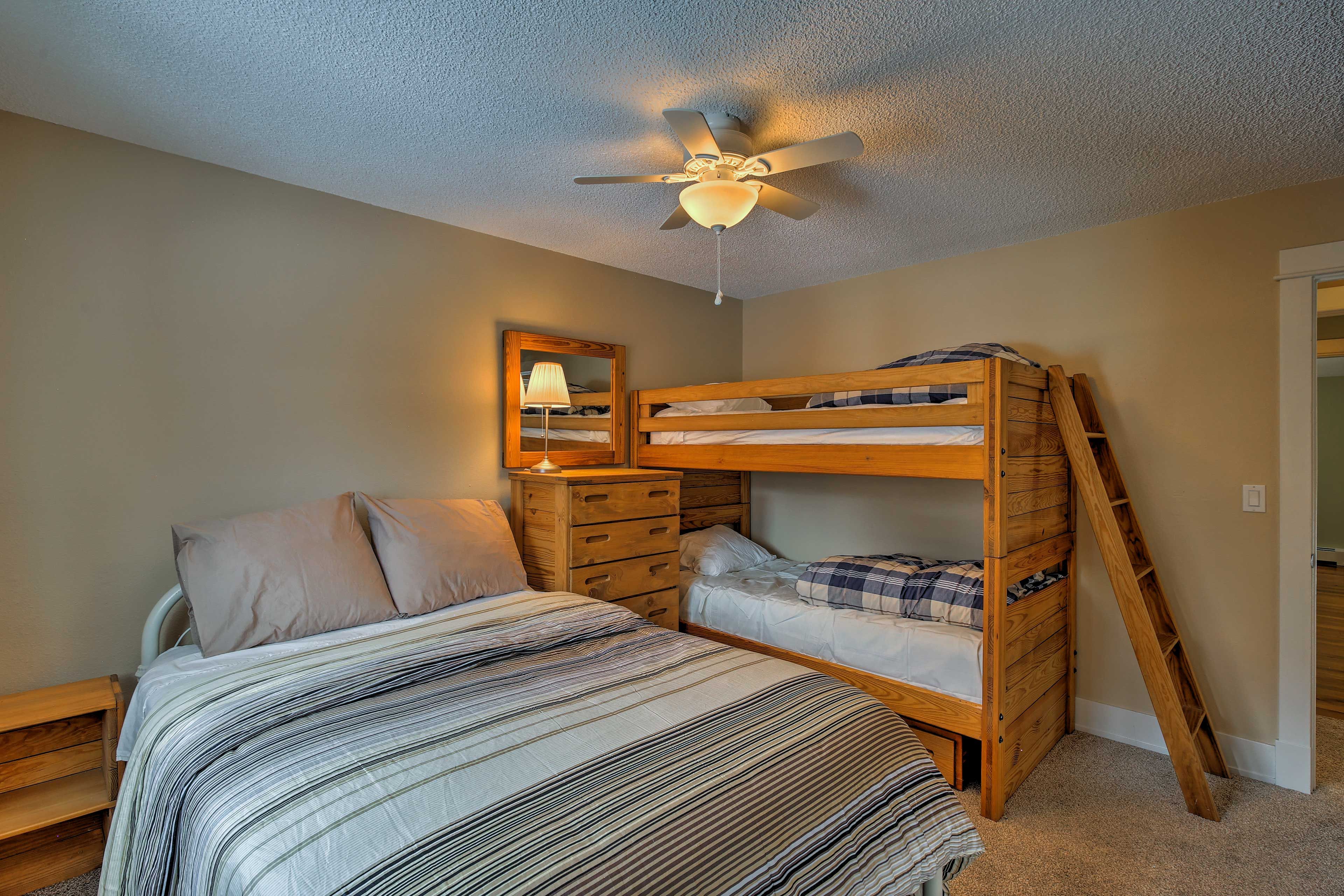 Bedroom 3 | Full Bed, Twin Bunk Bed
