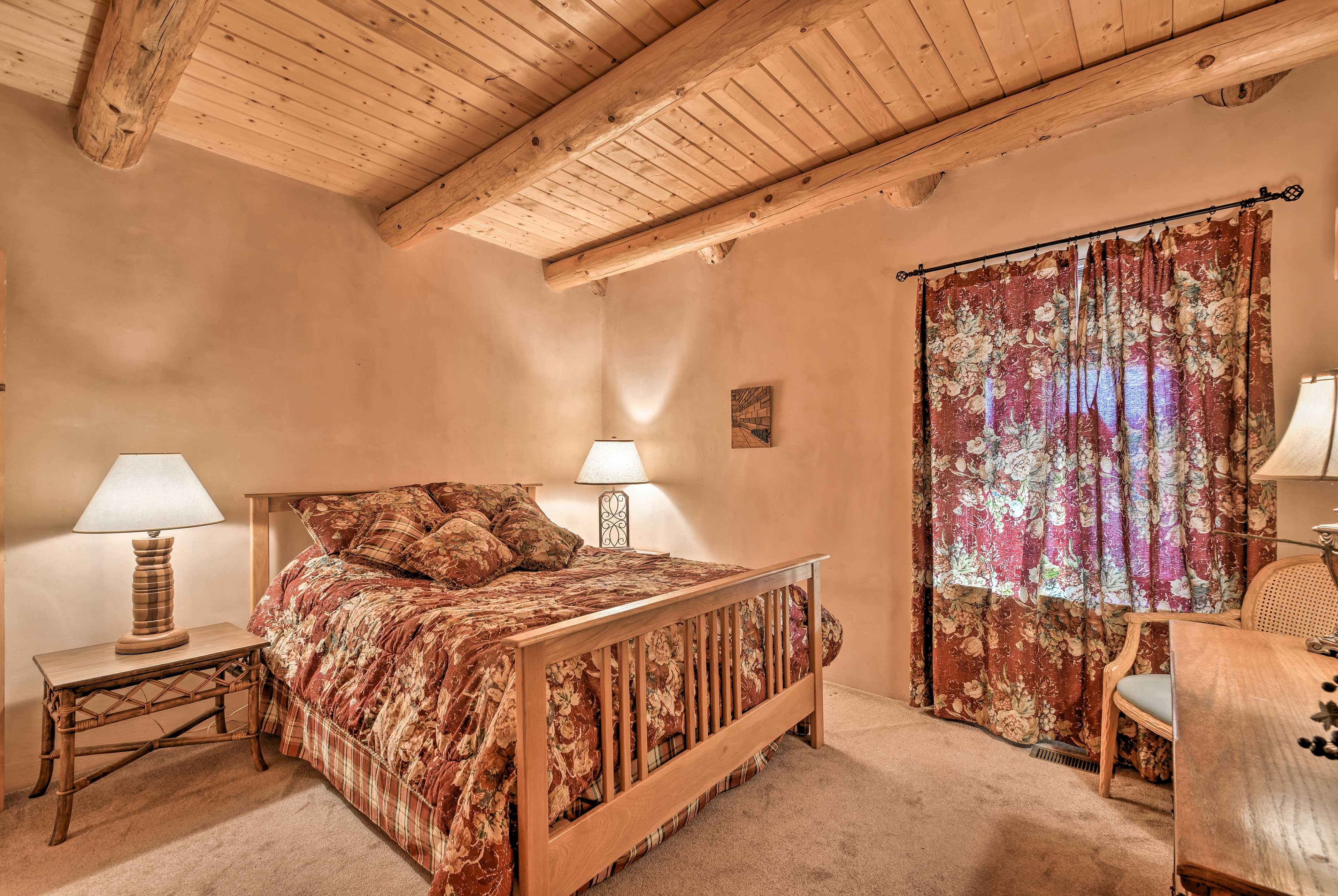 Rise and shine to ample natural sunlight or draw the blind to sleep in!