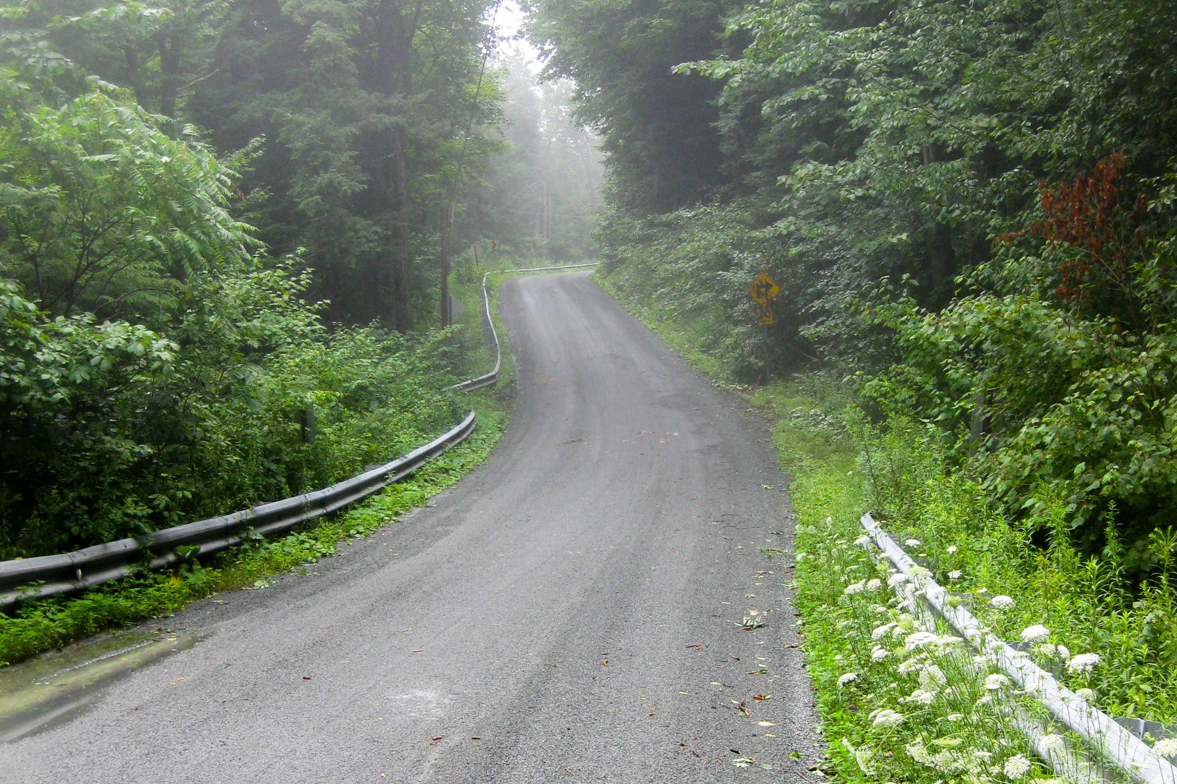 Summer Drive up to Lazy Bear Lodge