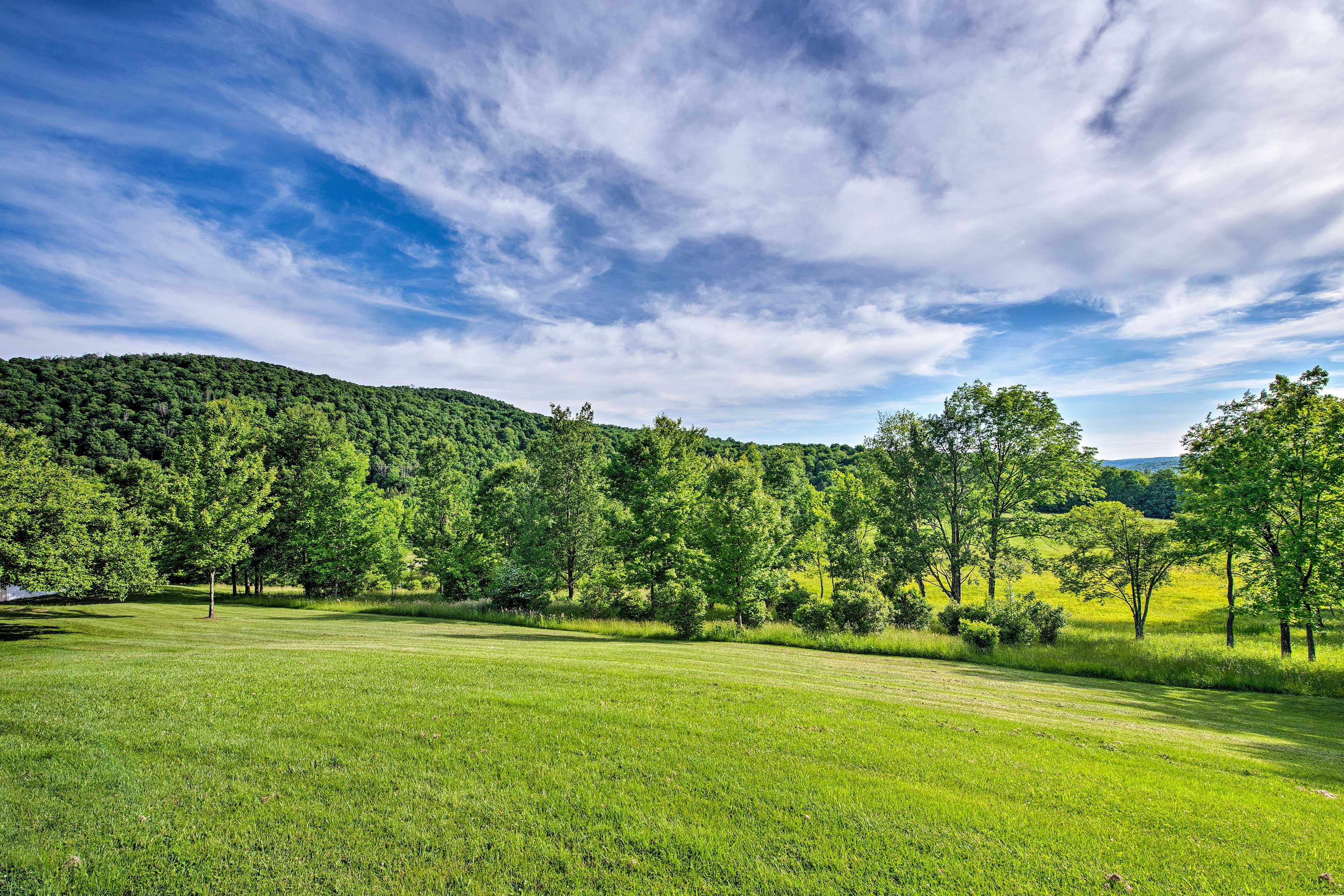 100 Private Acres