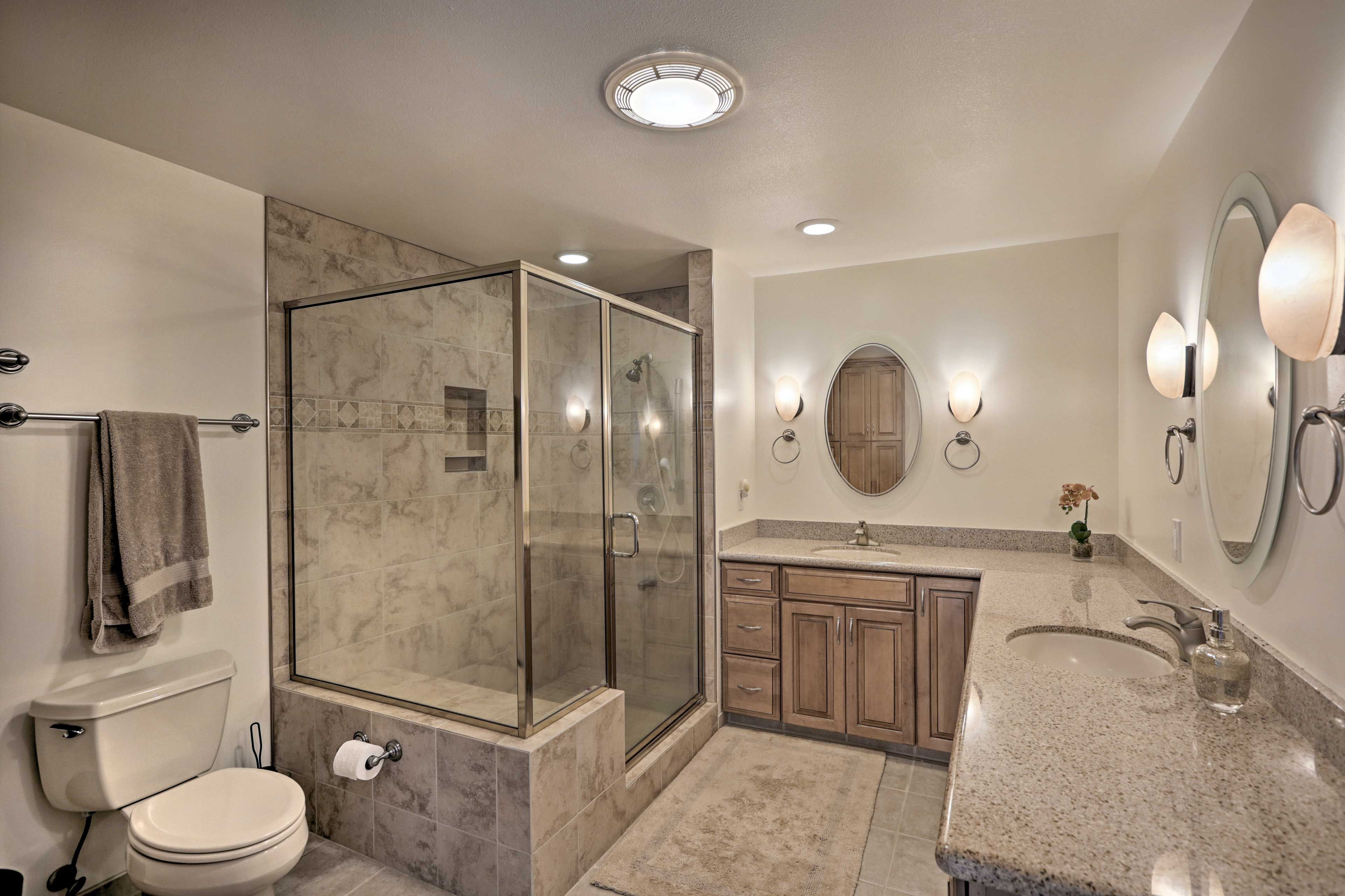 En-Suite Bathroom