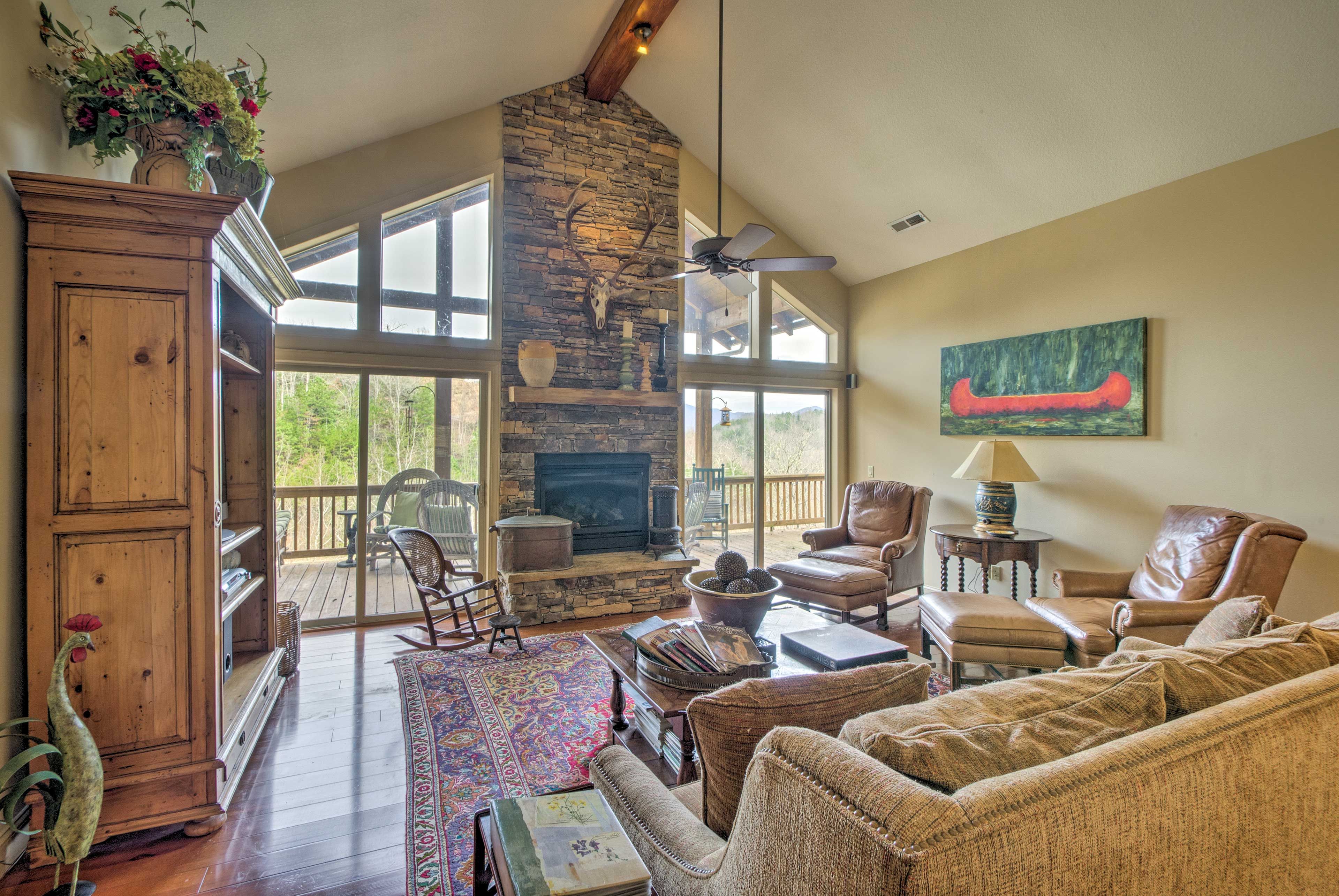 Whittier Vacation Rental | 2BR | 2BA | Stairs Required | 1,400 Sq Ft