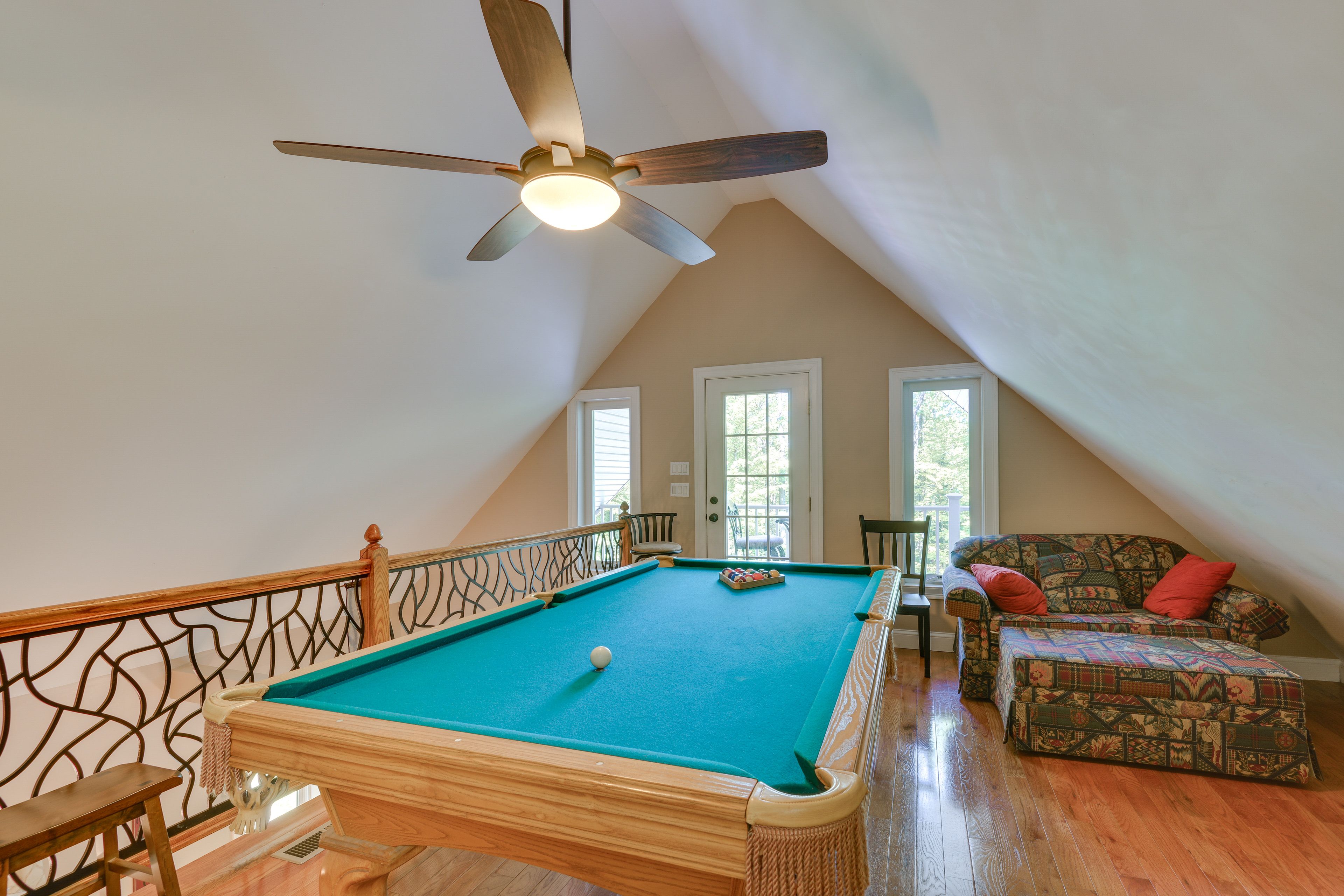 Loft | Pool Table | Deck Access | Sleeper Sofa