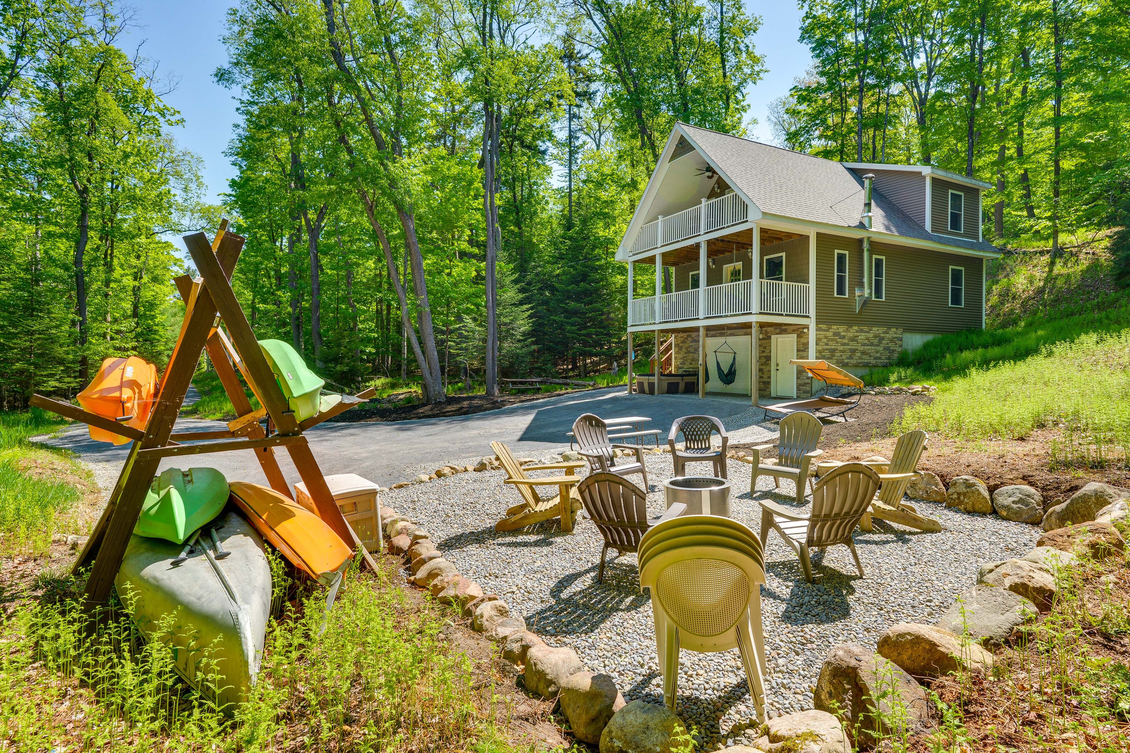 Old Forge Vacation Rental | 3BR | 1.5BA | 1,500 Sq Ft | Stairs Required
