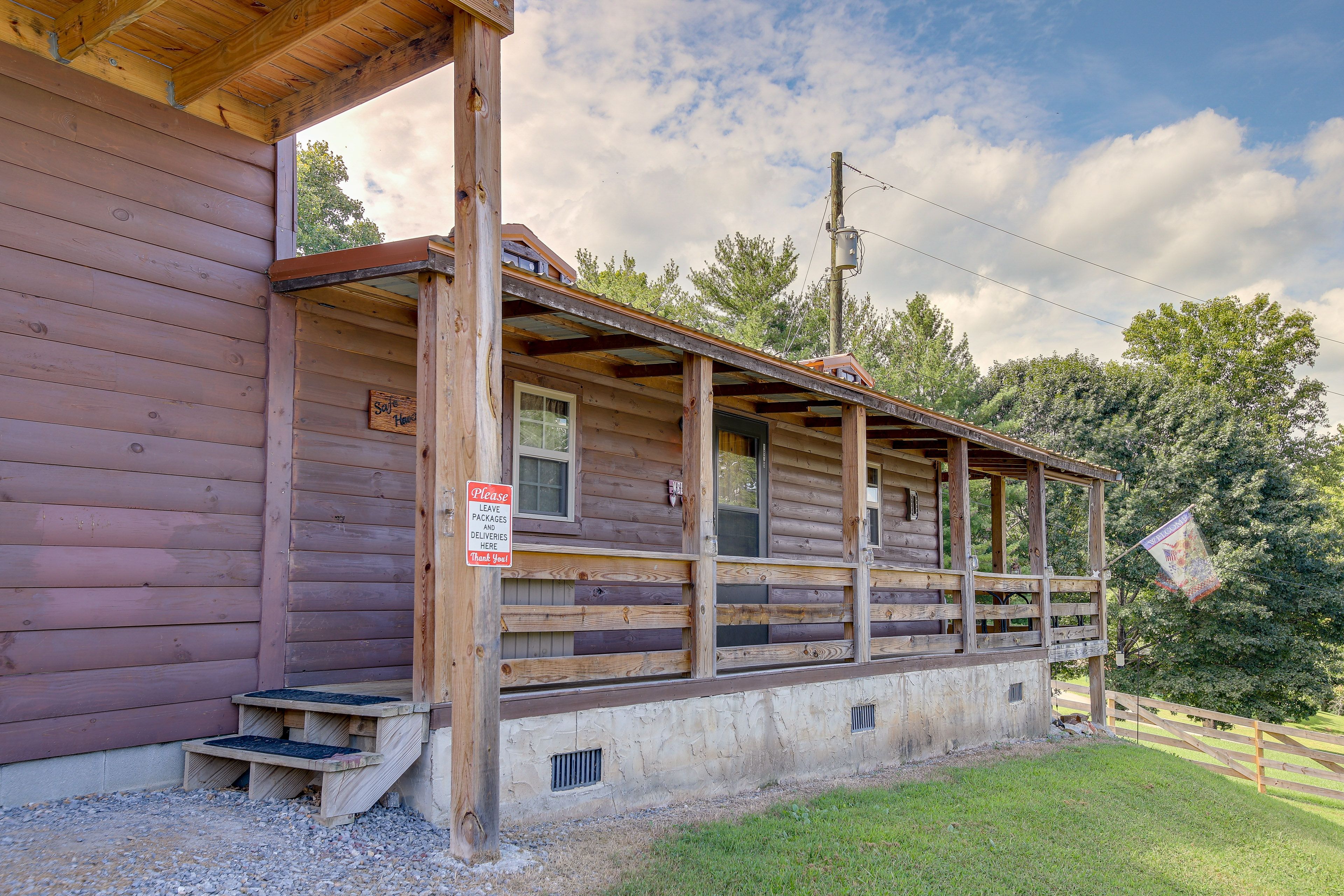 Parking | Driveway (3 Vehicles)