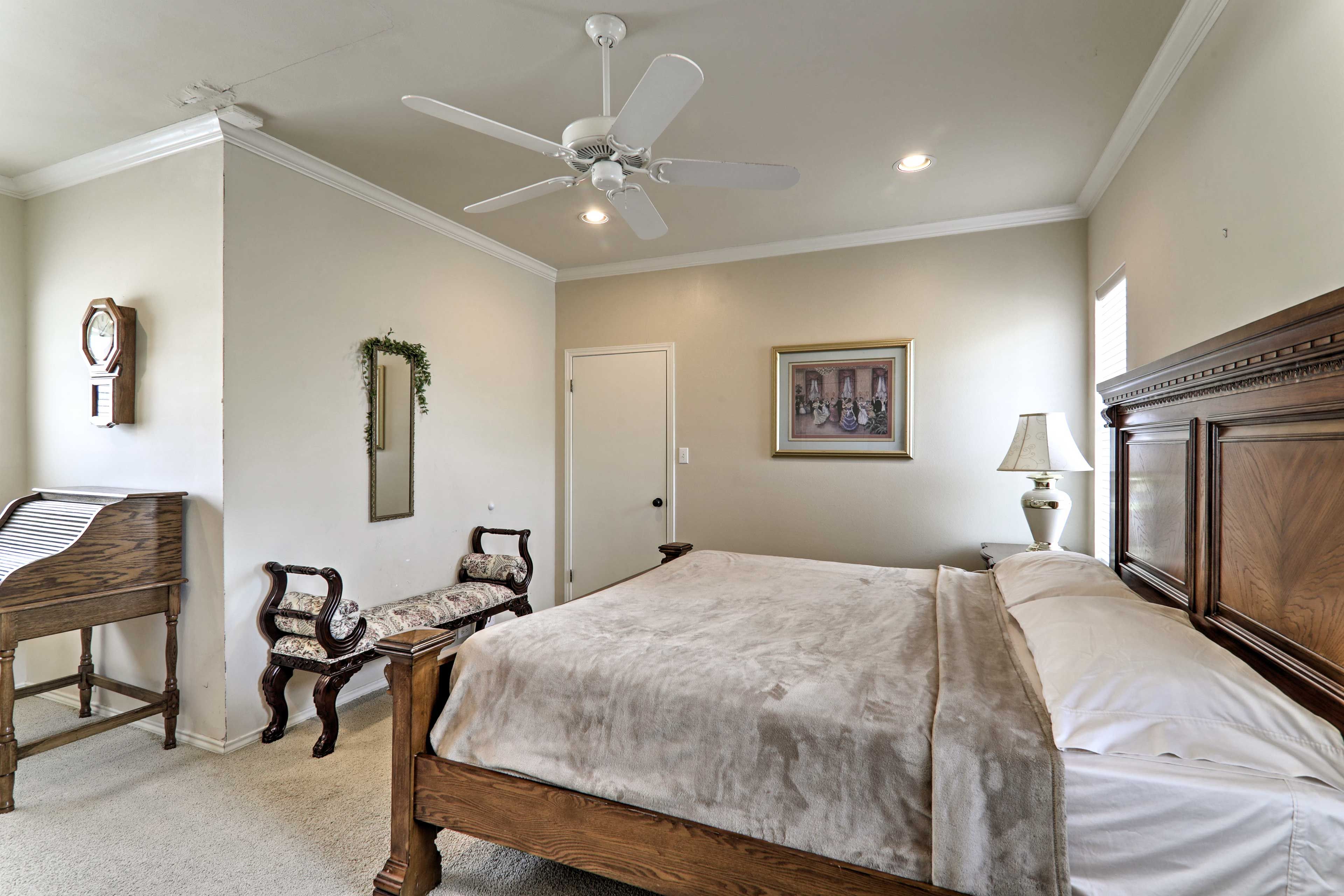 Bedroom 5 | King Bed