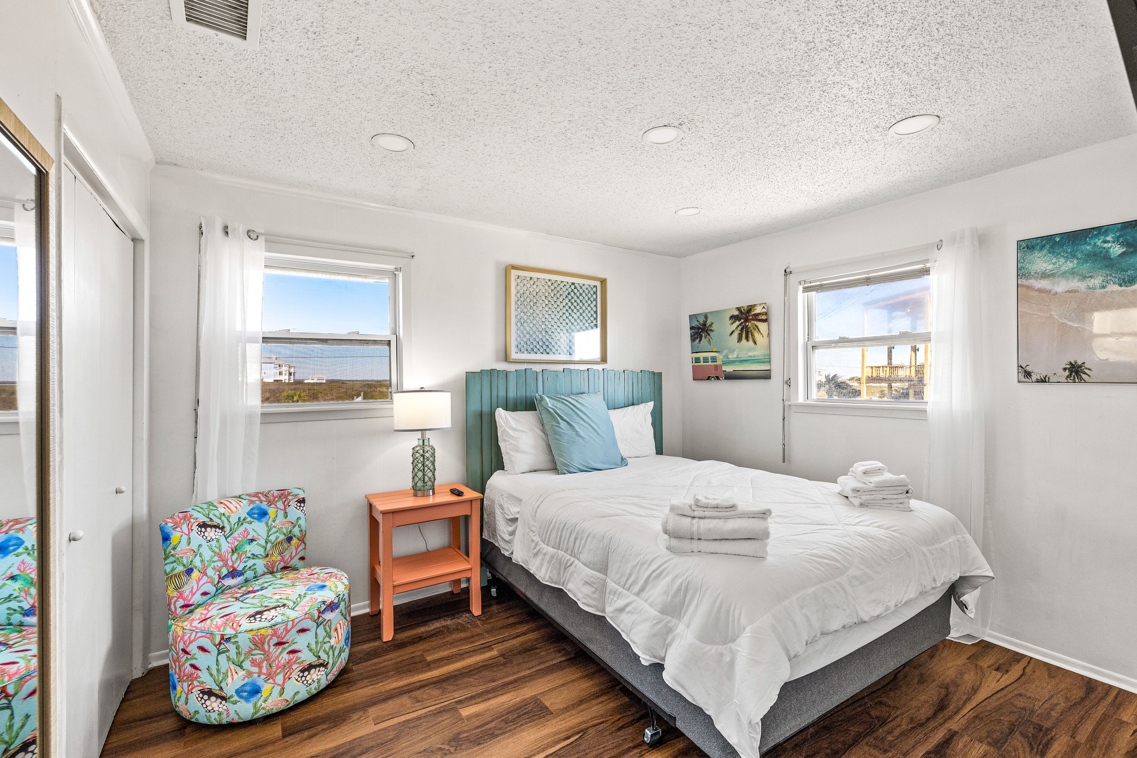 Bedroom 2 | 2nd Floor | Queen Bed