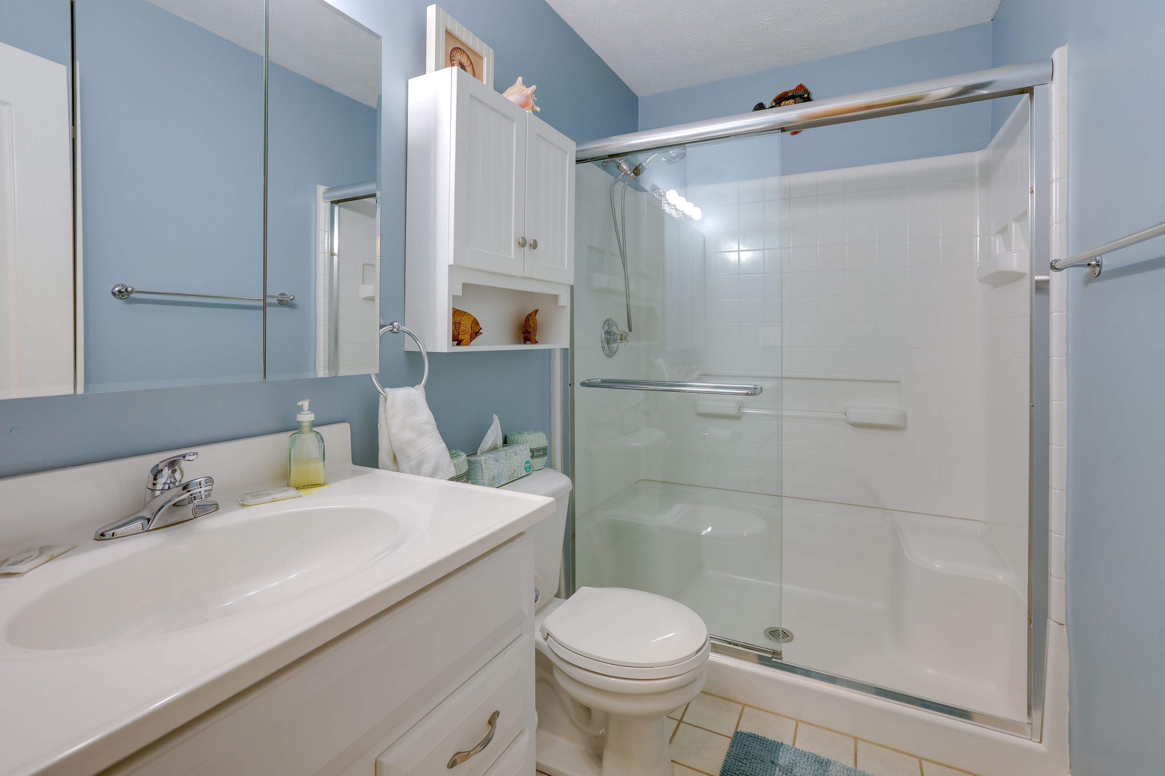 Full Bathroom