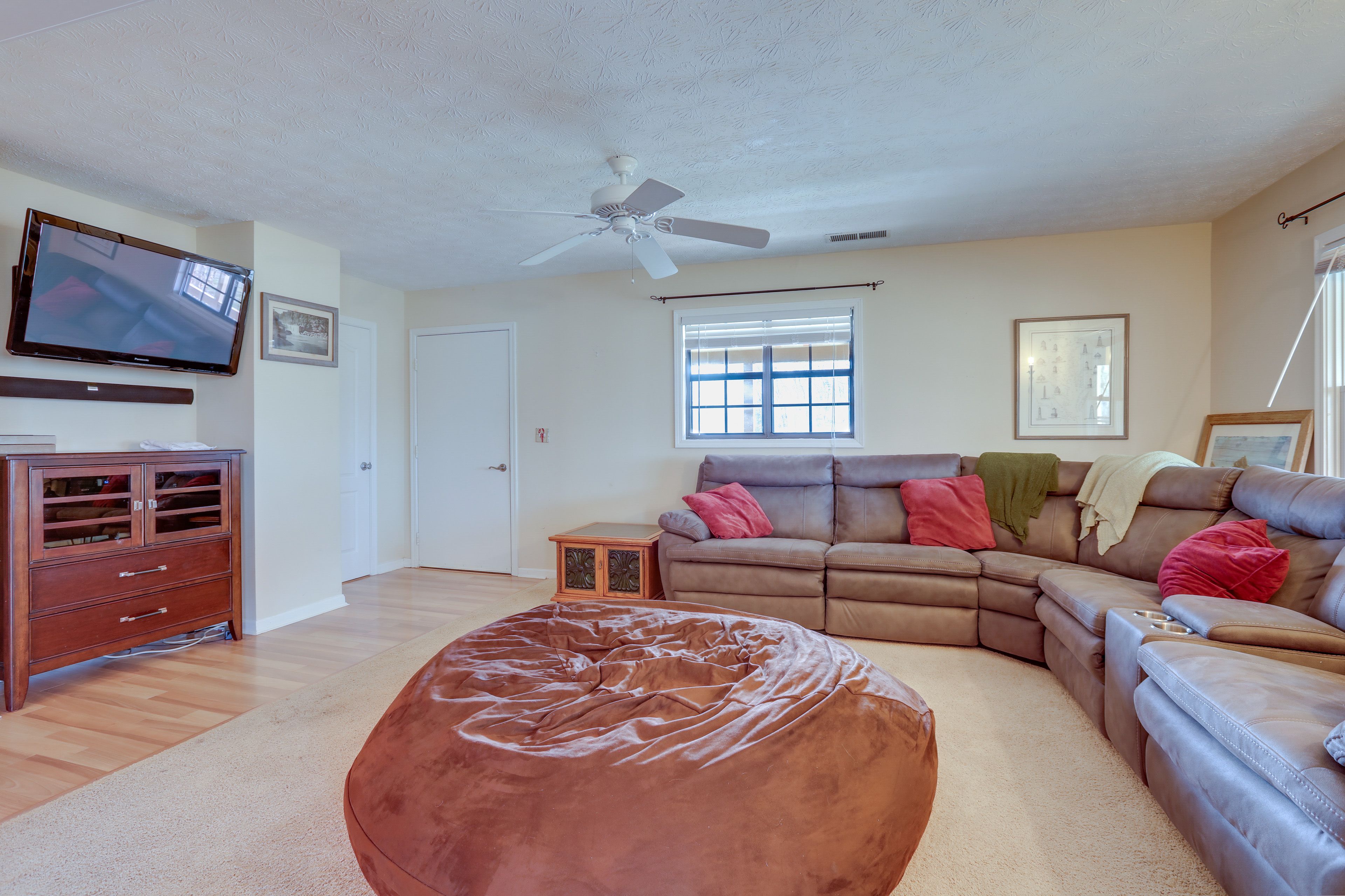 Living Room | Central A/C & Heating