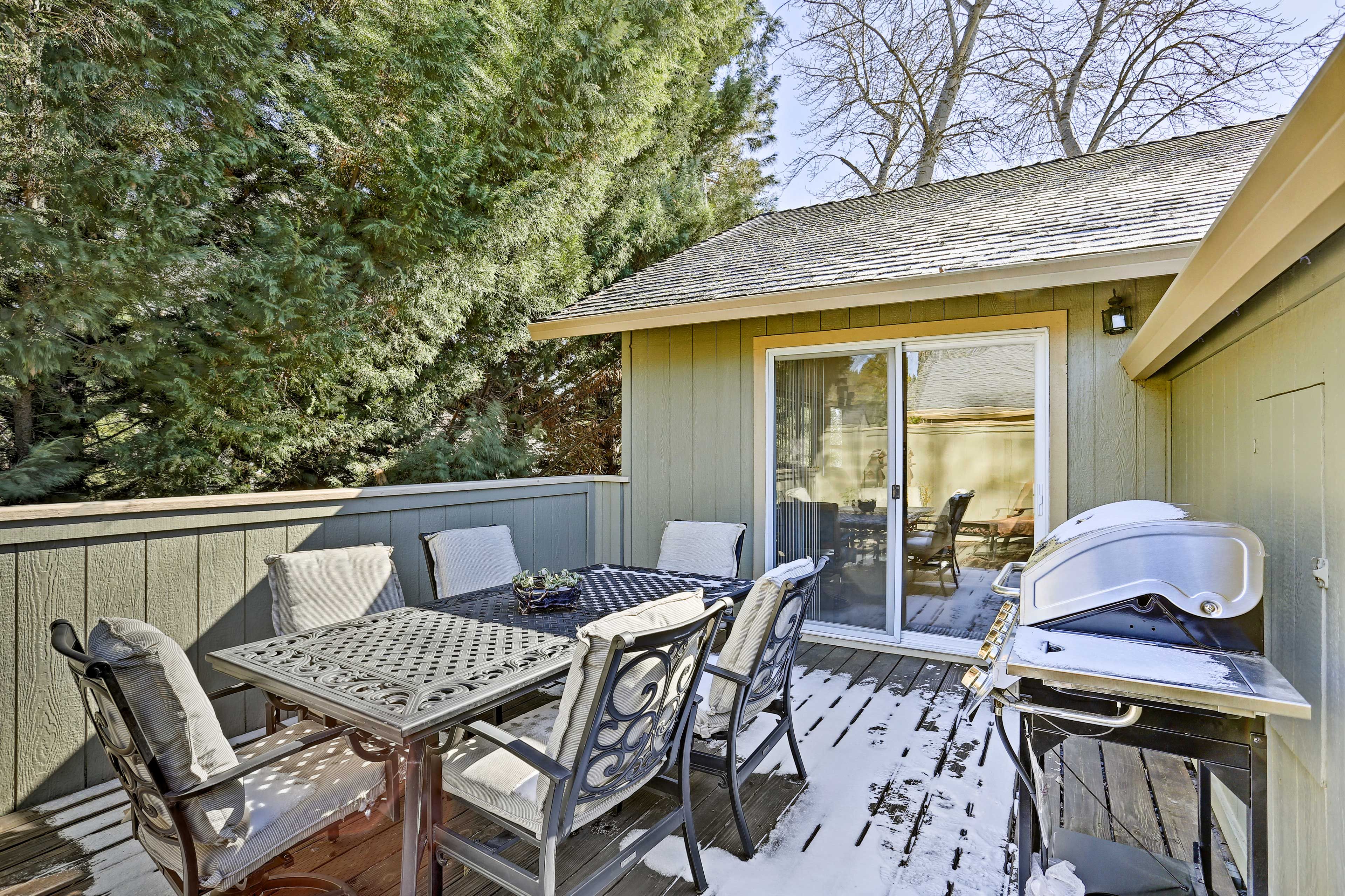 Outdoor Space | Gas Grill