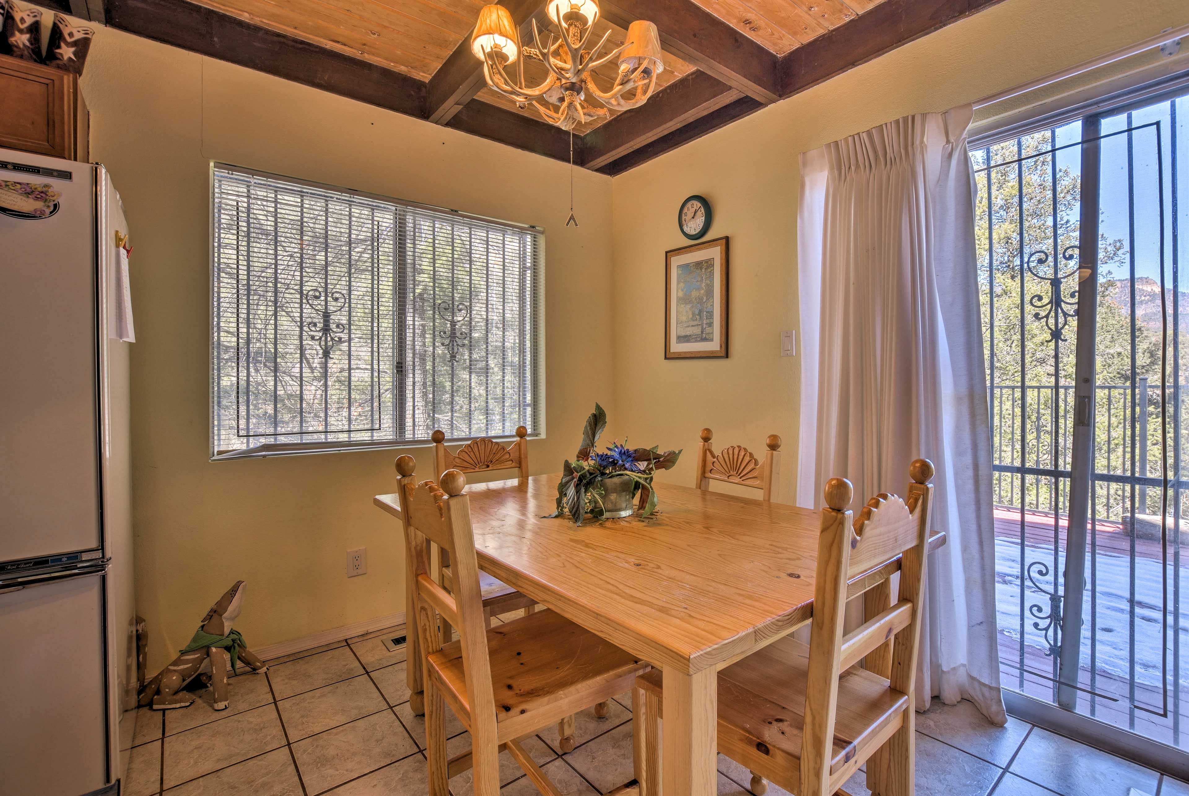 Dining Table | Dishware & Flatware Provided