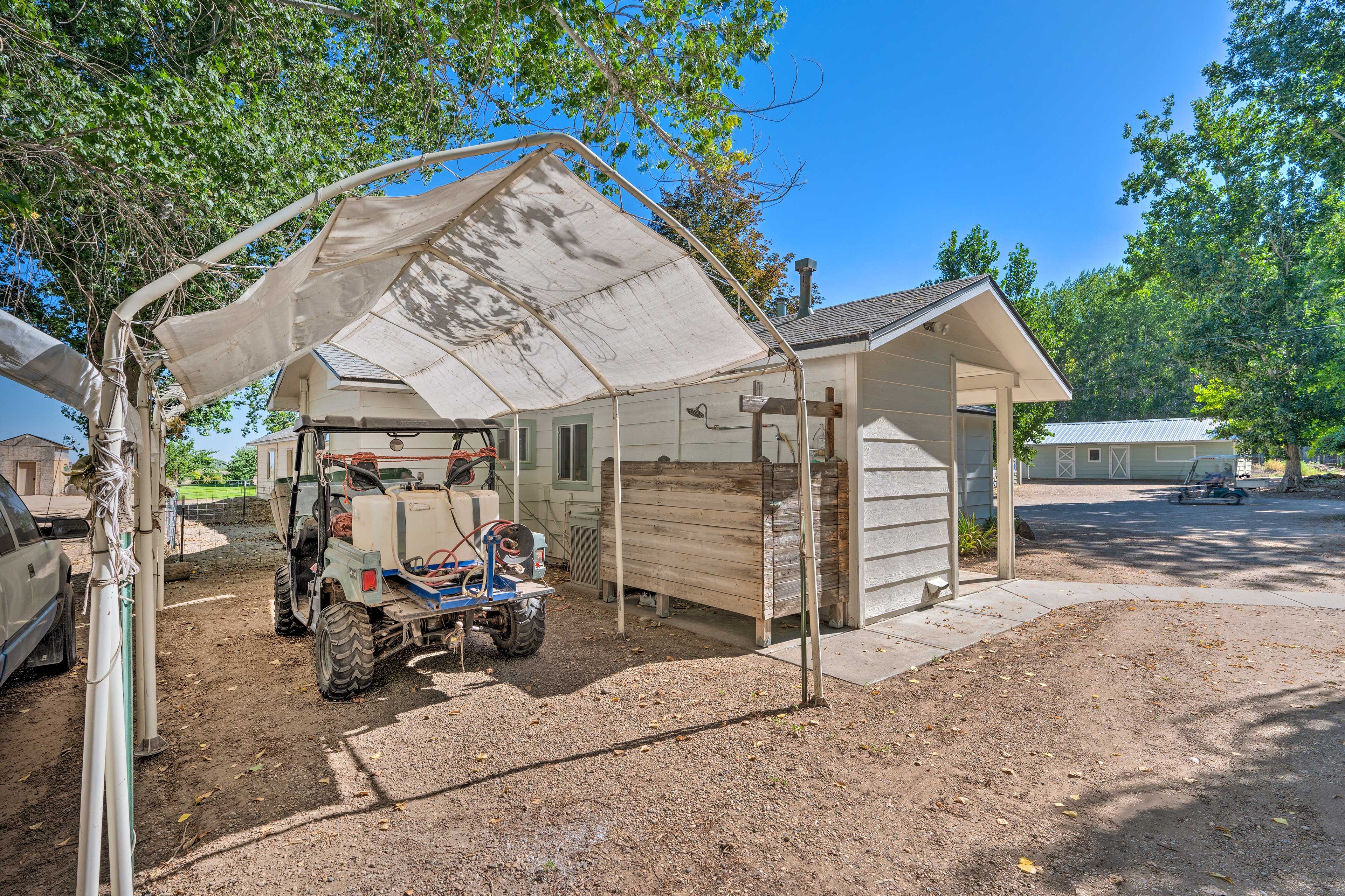 Home Exterior | Parking | Driveway (4 Vehicles)