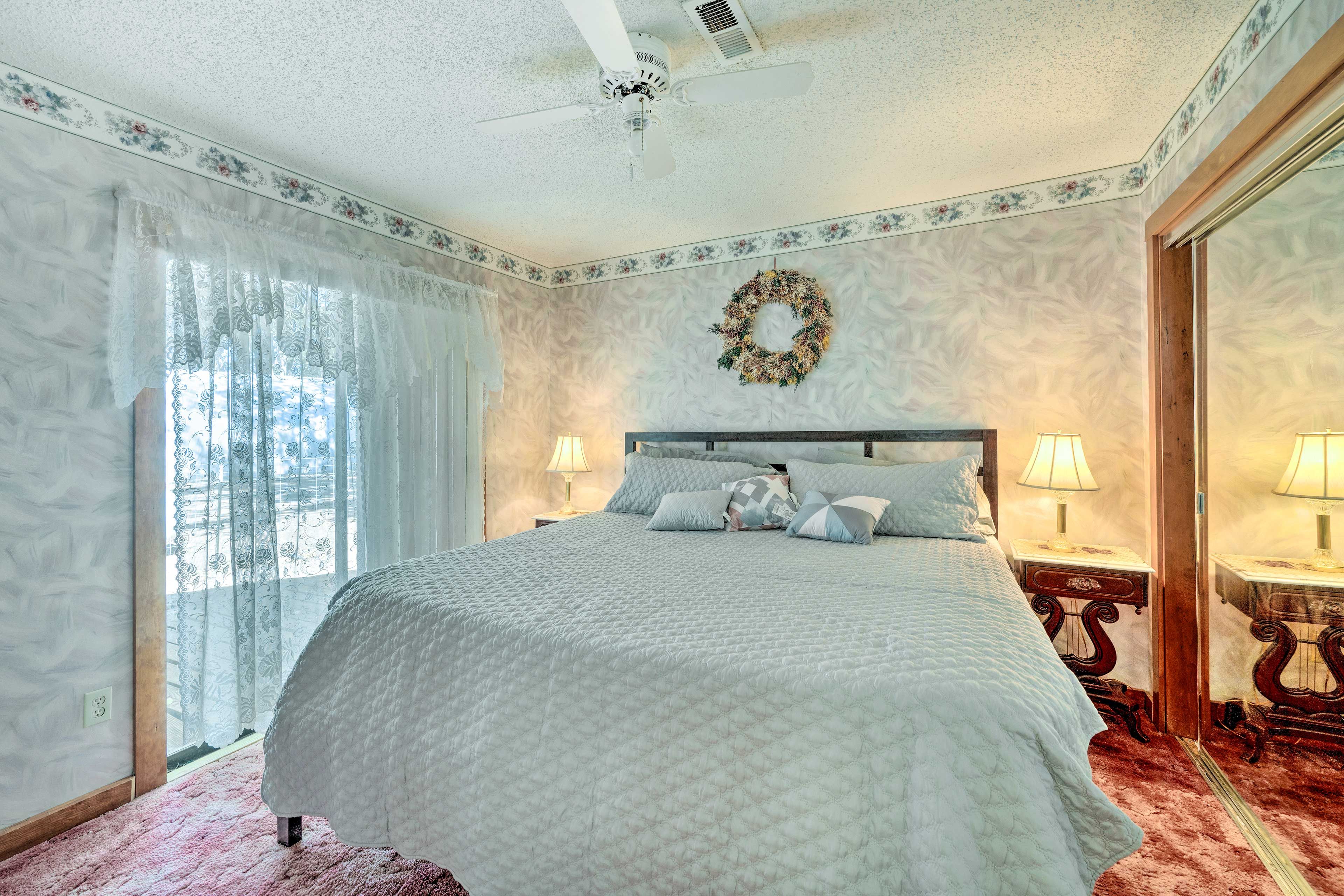 Bedroom 3 | Queen Bed | Ceiling Fans