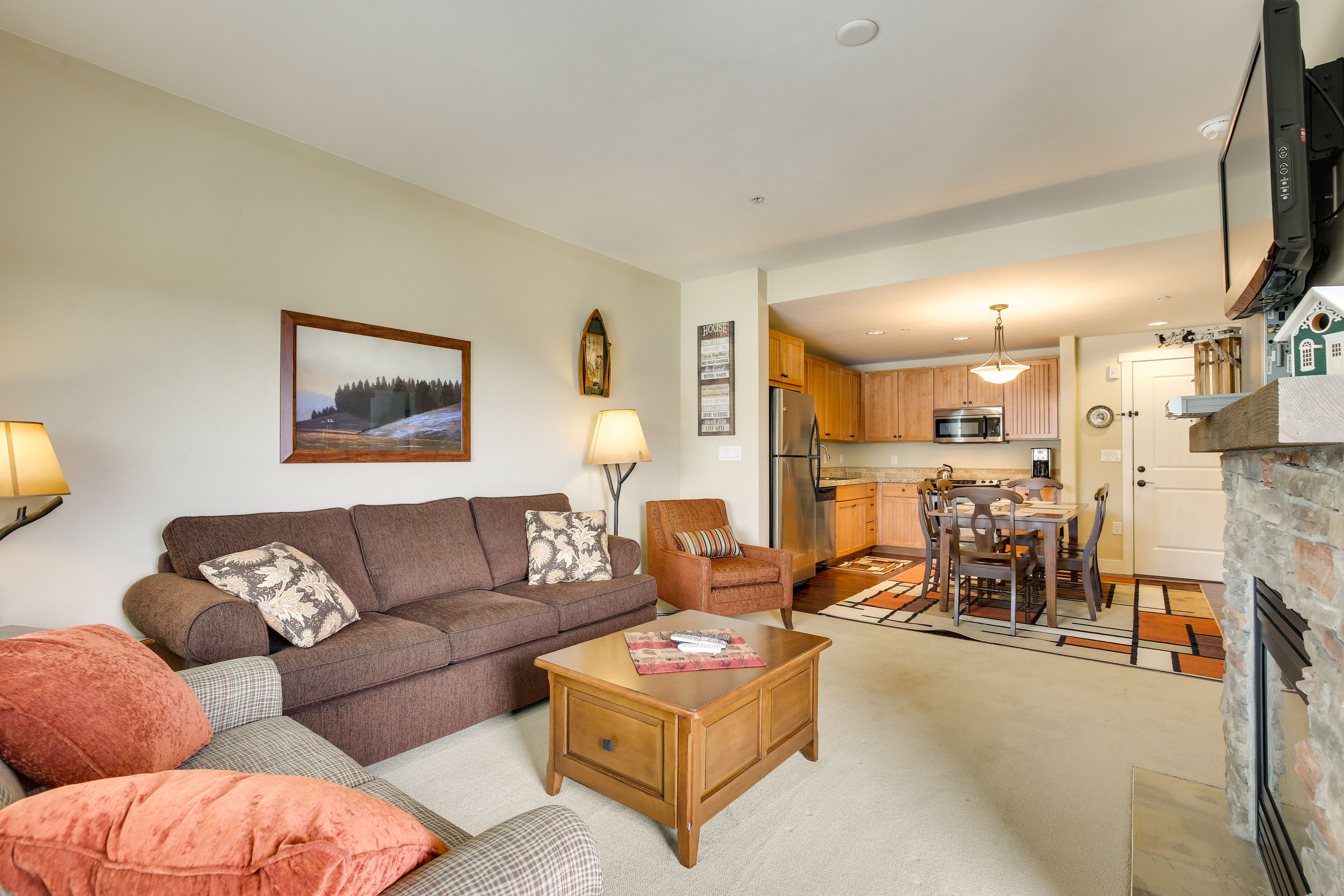 Living Room | Sleeper Sofa | Convertible Chaise Lounge Chair | Smart TV