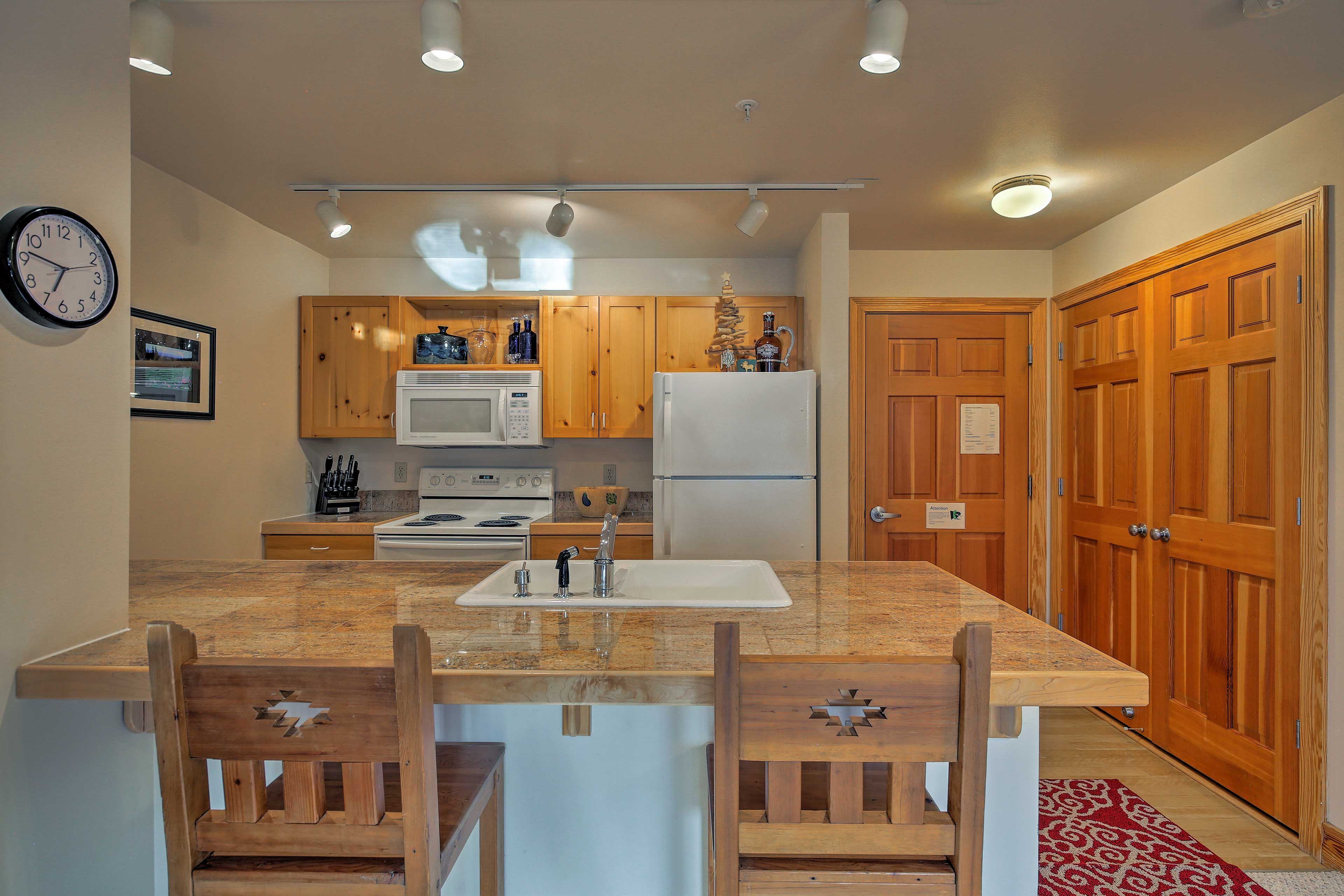 Kitchen | Fully Equipped