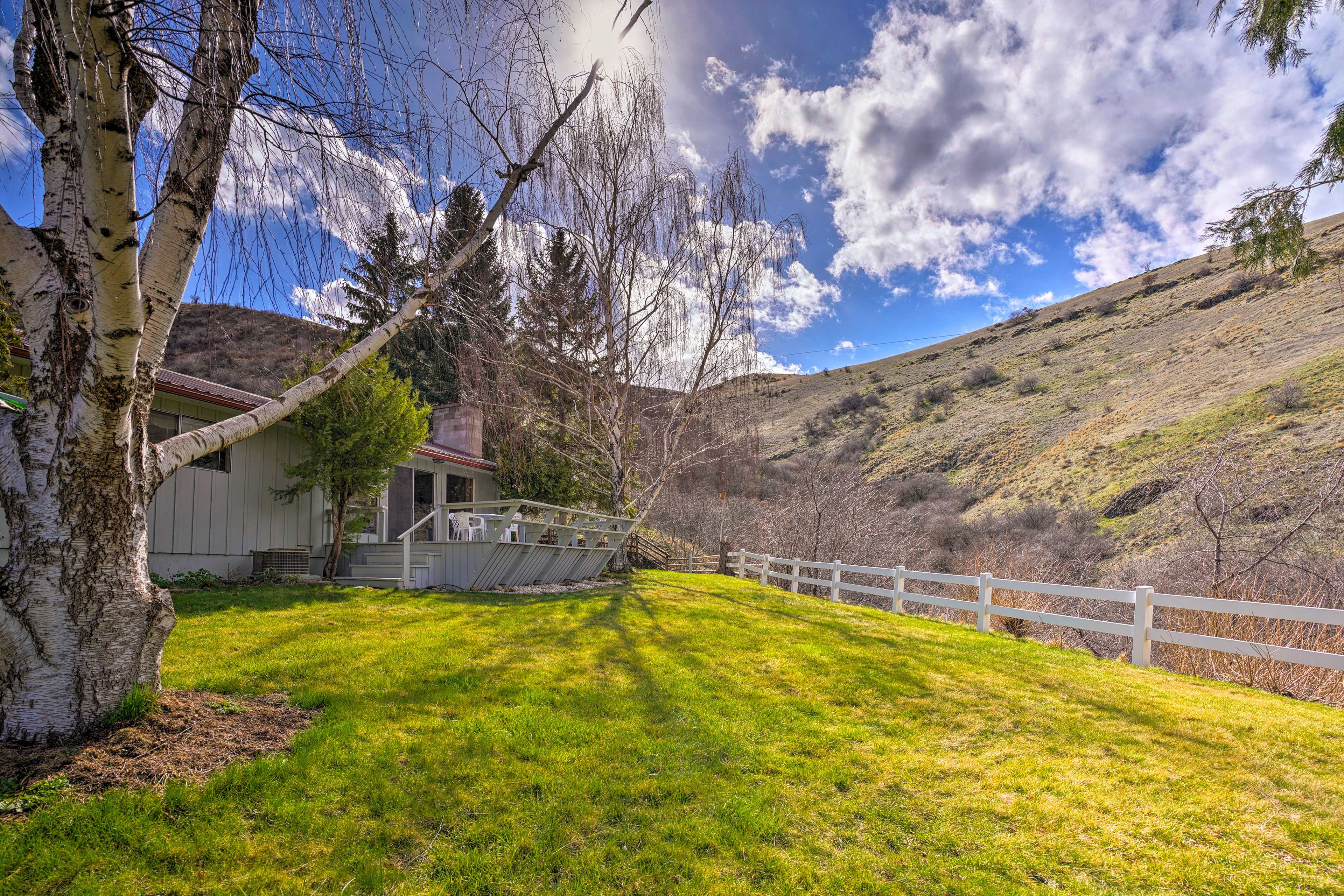This Idaho ranch is serene and welcoming.