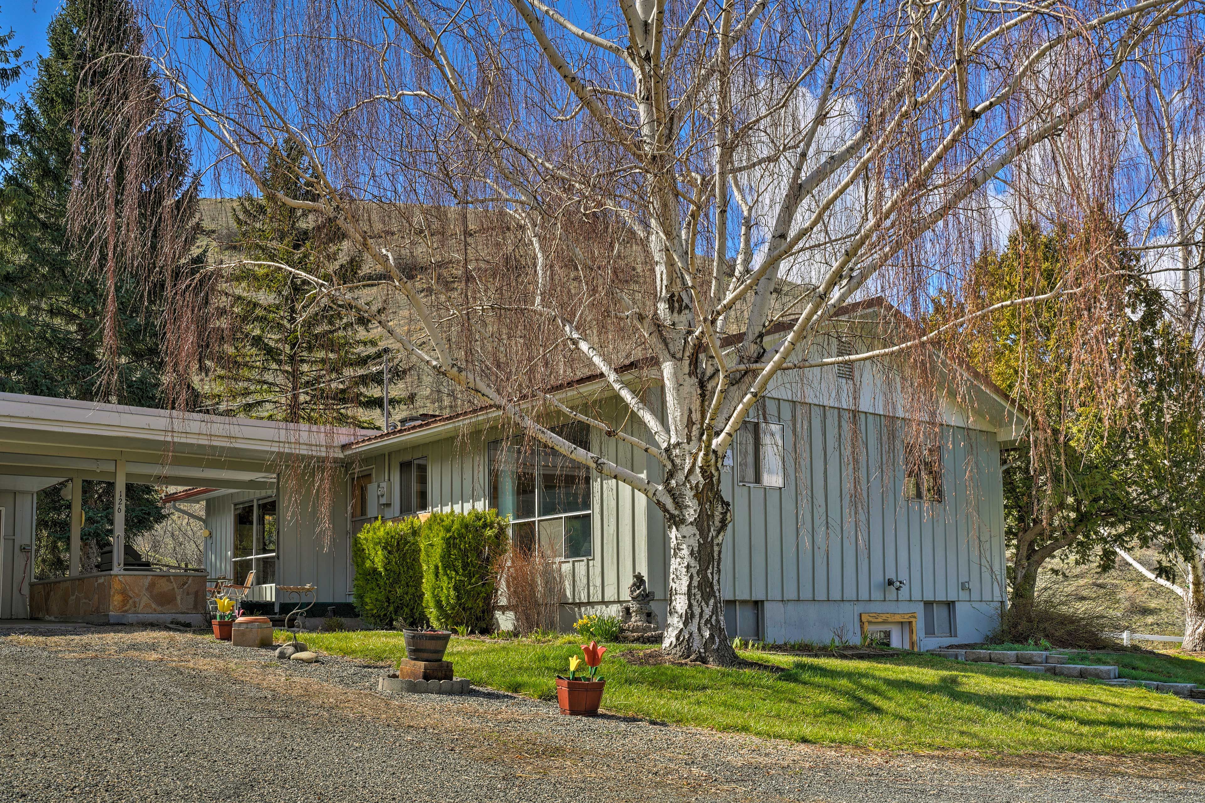 Discover your next Idaho getaway today!