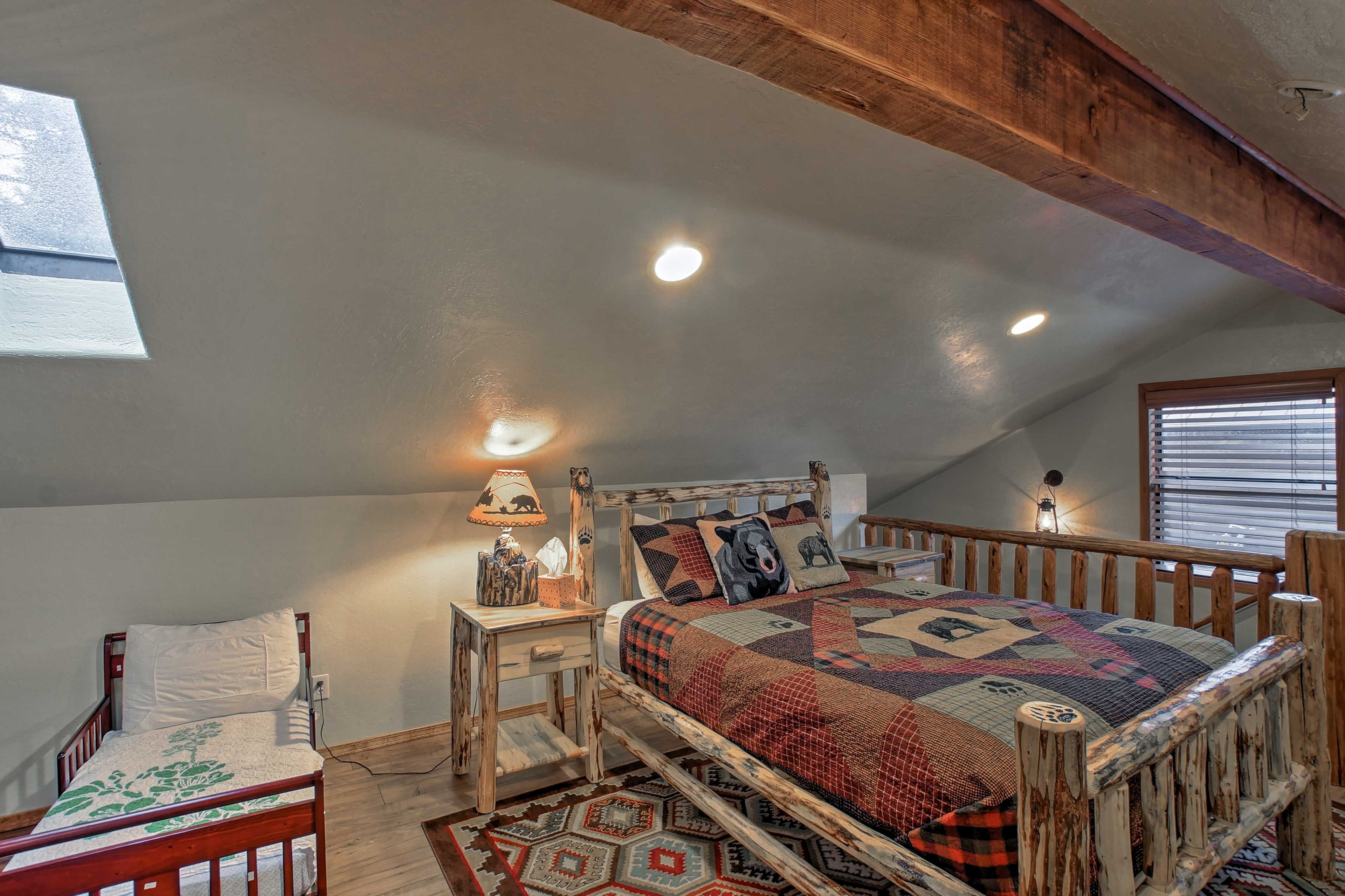 There’s even a toddler-sized bed in the attached room.