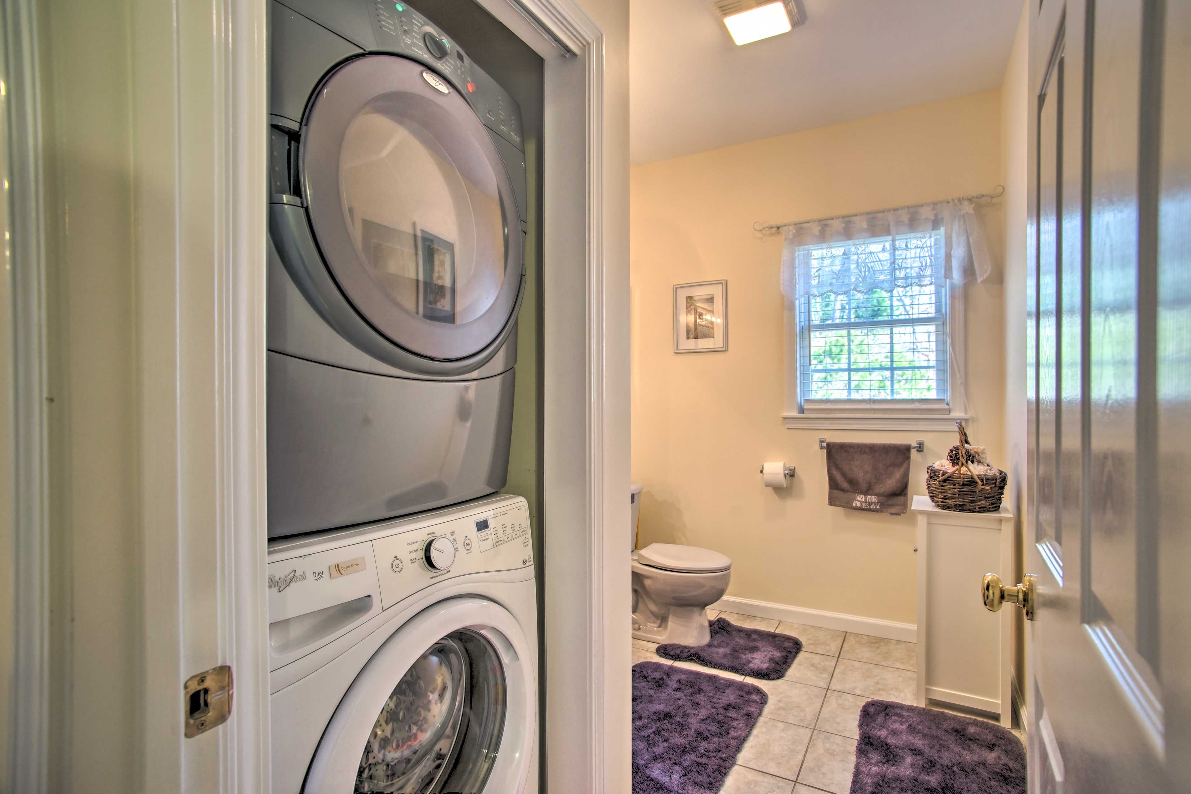 Half Bathroom | 2nd Floor | In-Unit Laundry