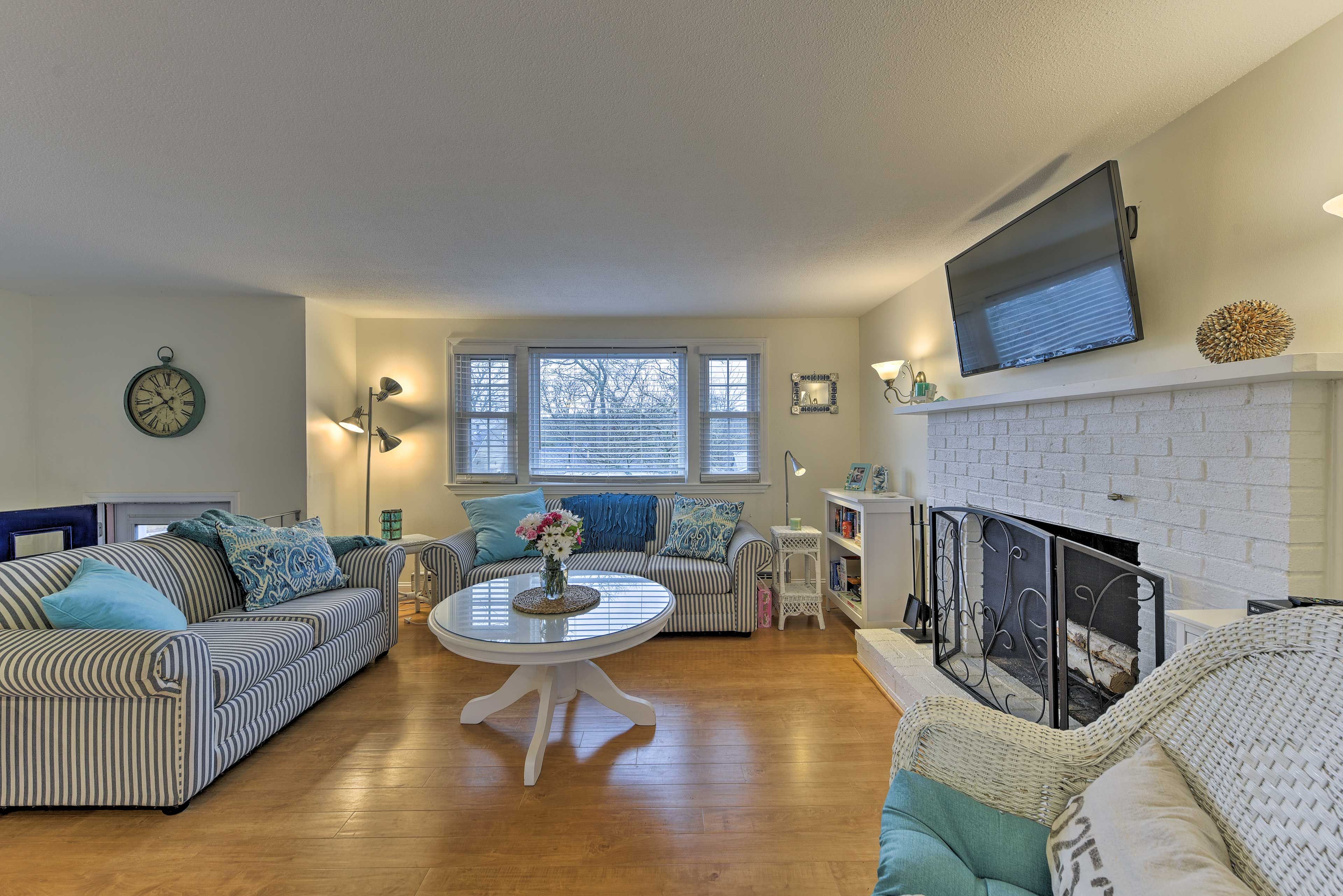 East Wareham Vacation Rental | 4BR | 2BA | 1,800 Sq Ft | Stairs Required