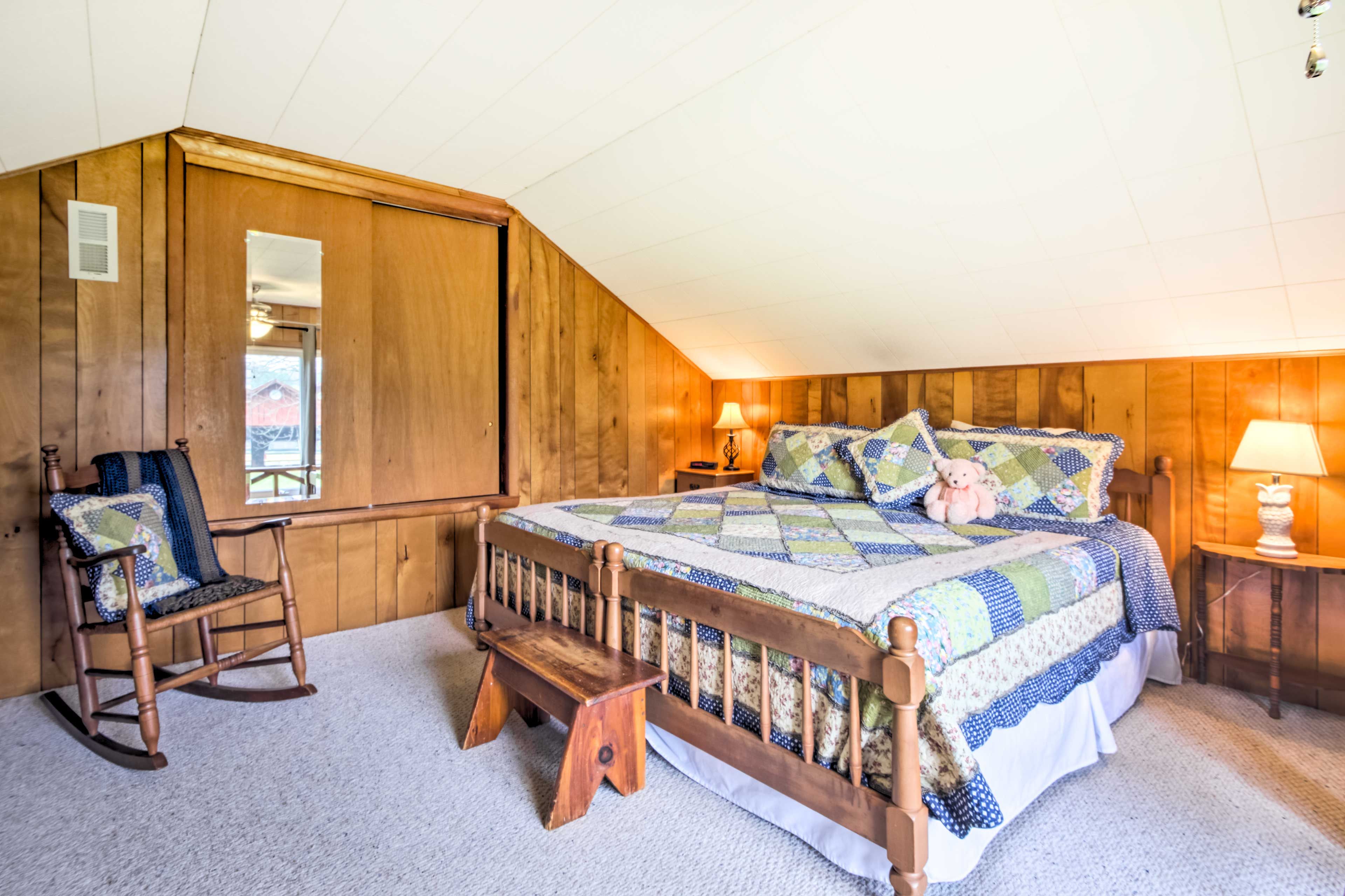 Bedroom 3 | King Bed