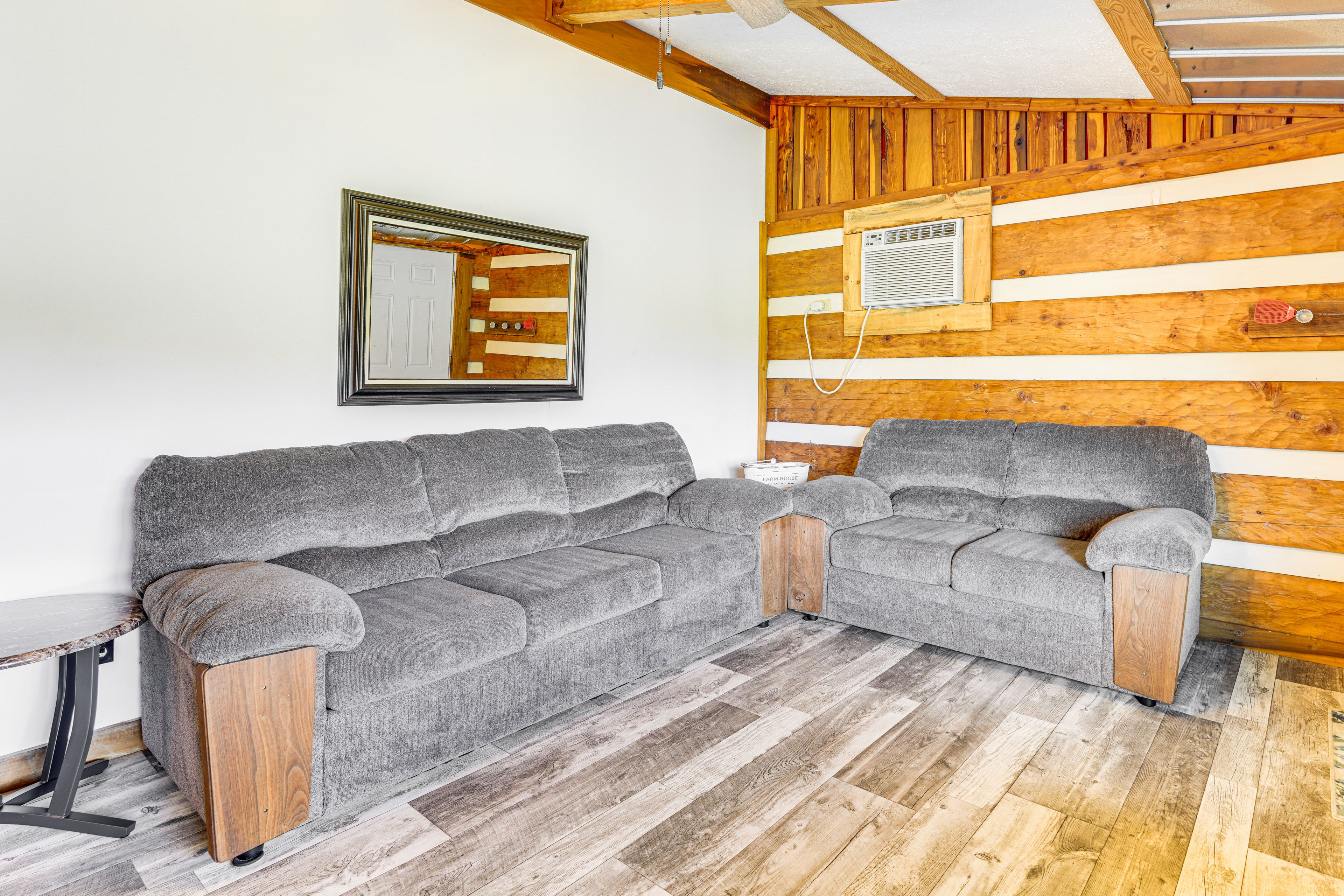 Living Room | Free WiFi | Wall A/C Unit | Central Heating