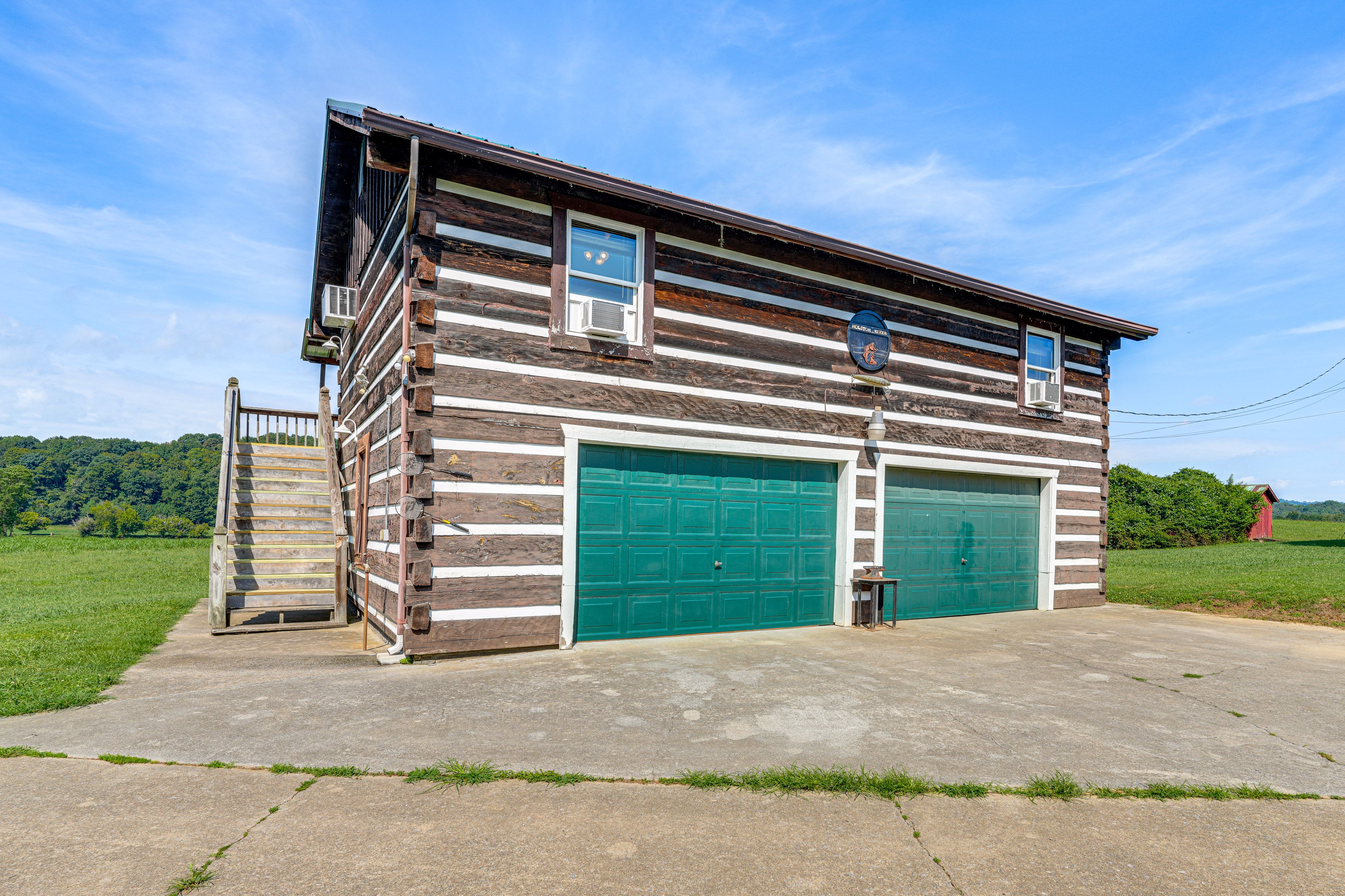 Parking | Driveway (2 Vehicles)