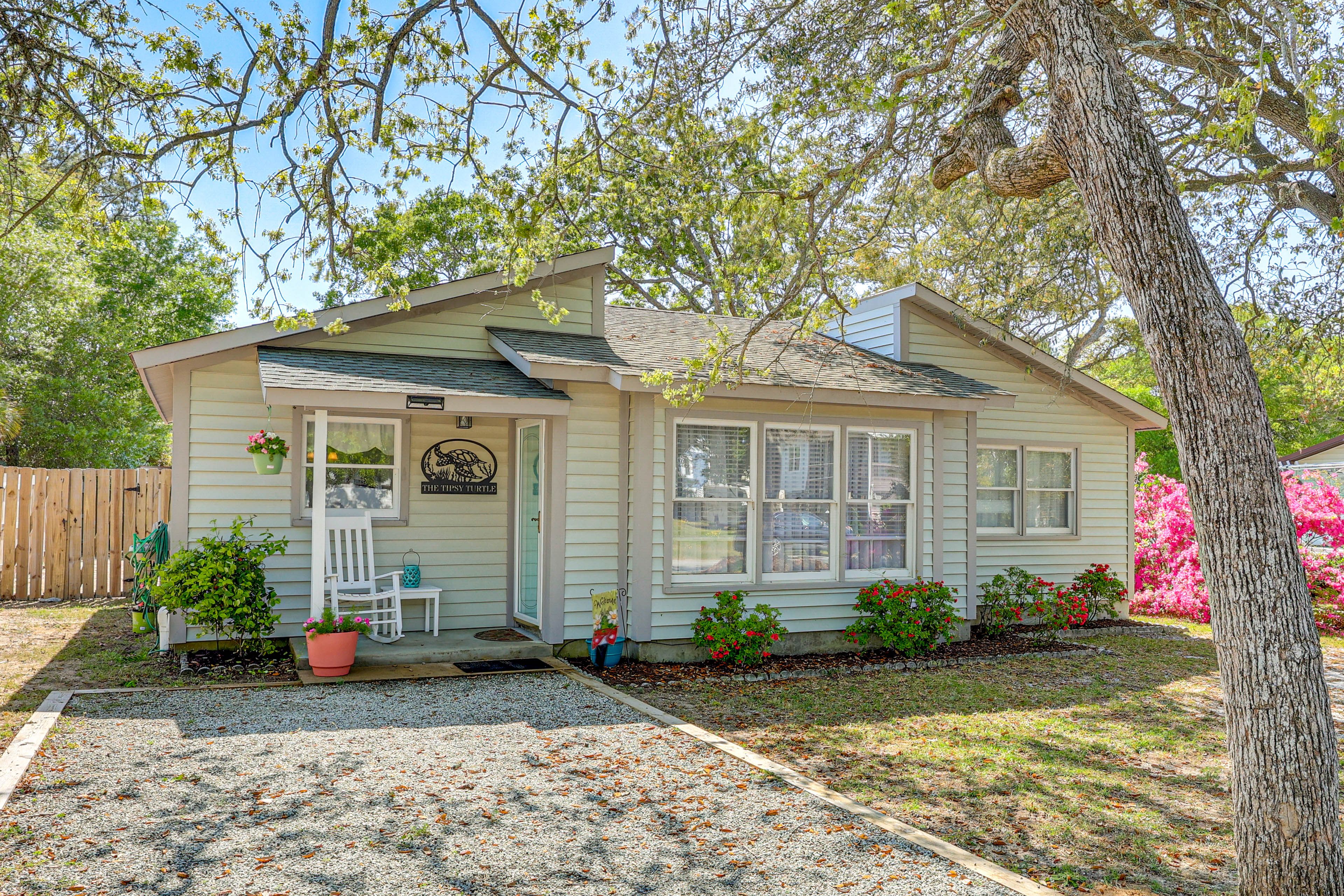 Oak Island Vacation Rental | 2BR | 1.5BA | 980 Sq Ft | 3 Steps to Enter
