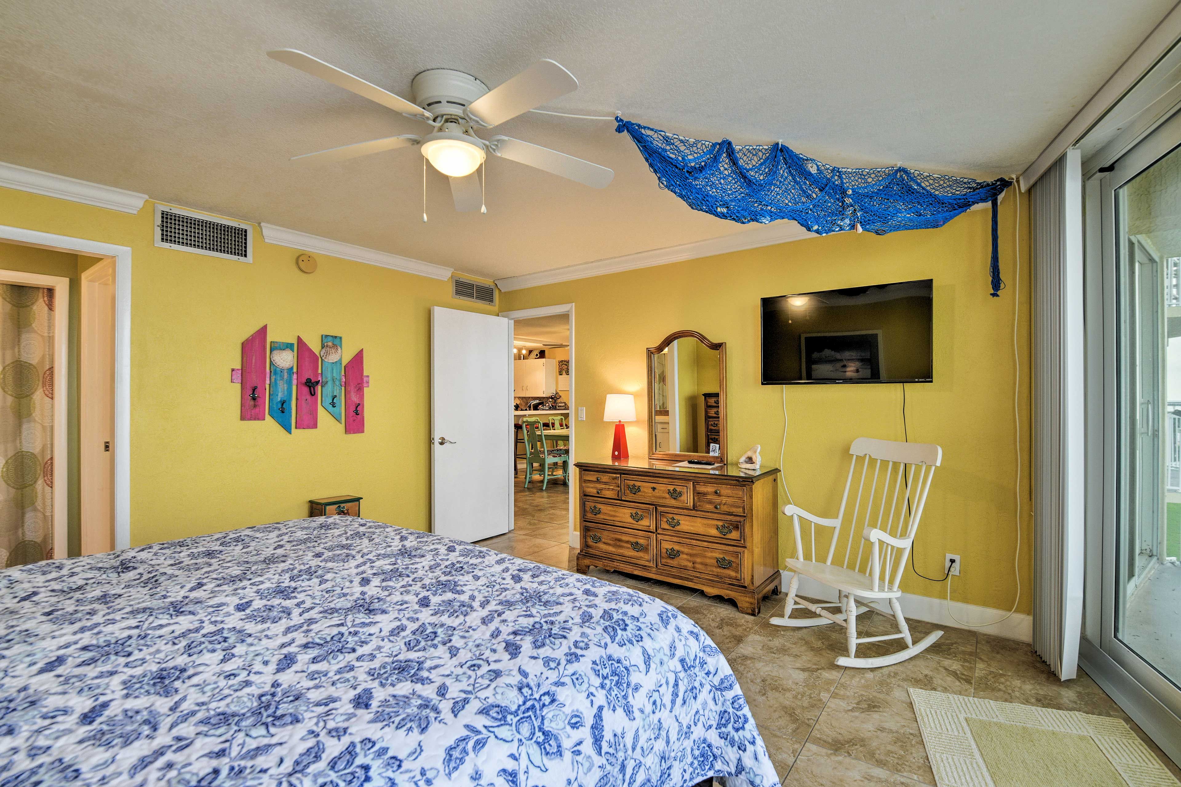 The oceanic setting will lull you to sleep in no time.