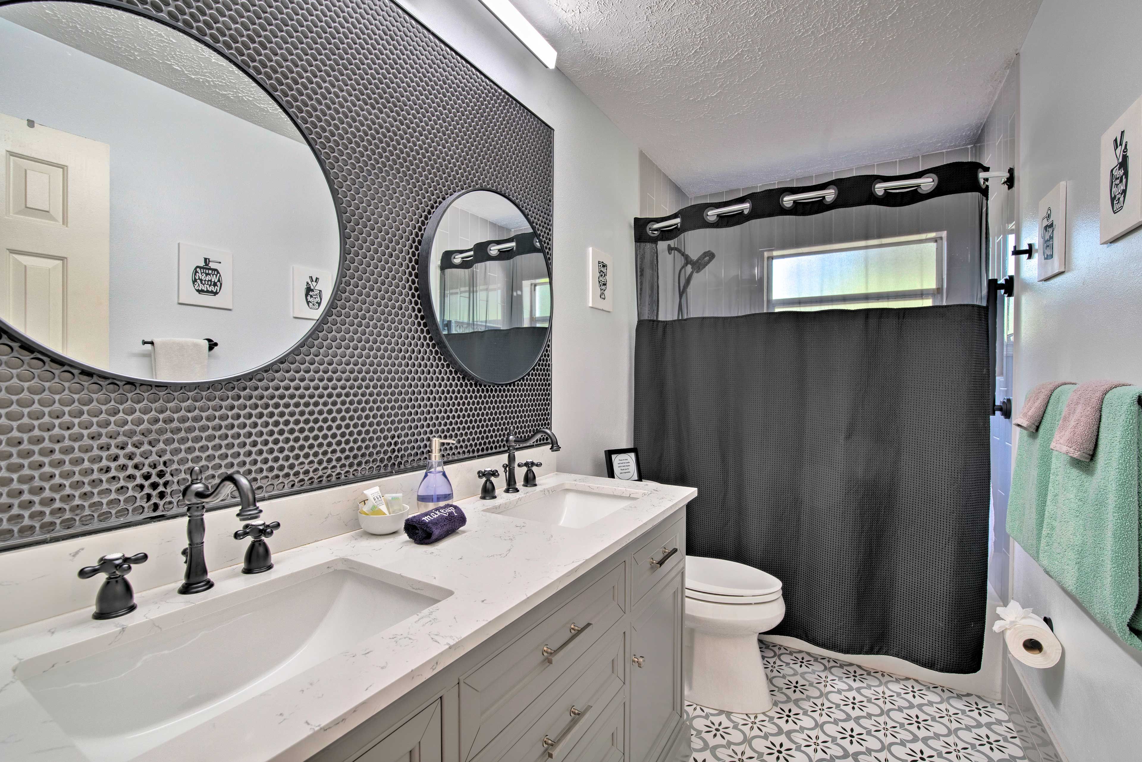Full Bathroom