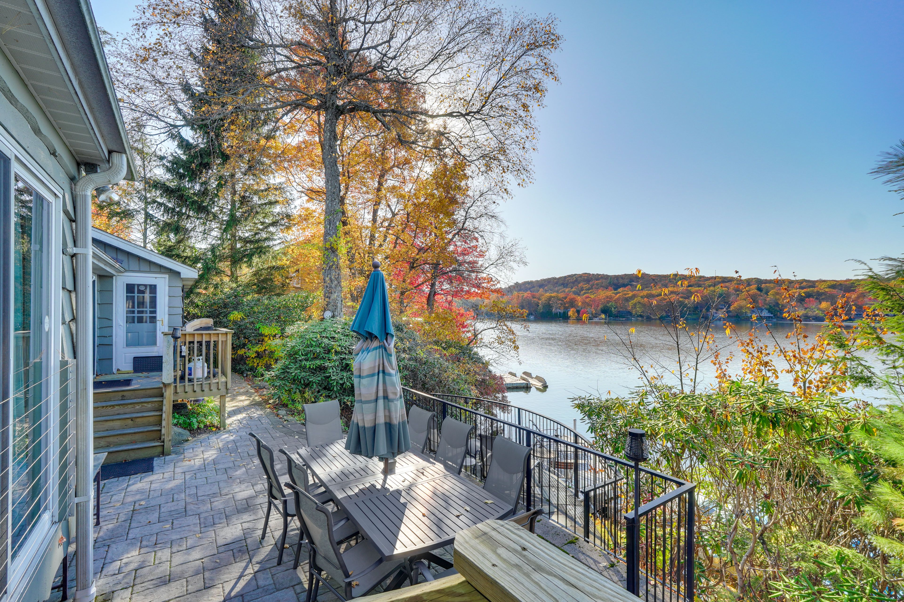 Patio | Outdoor Dining