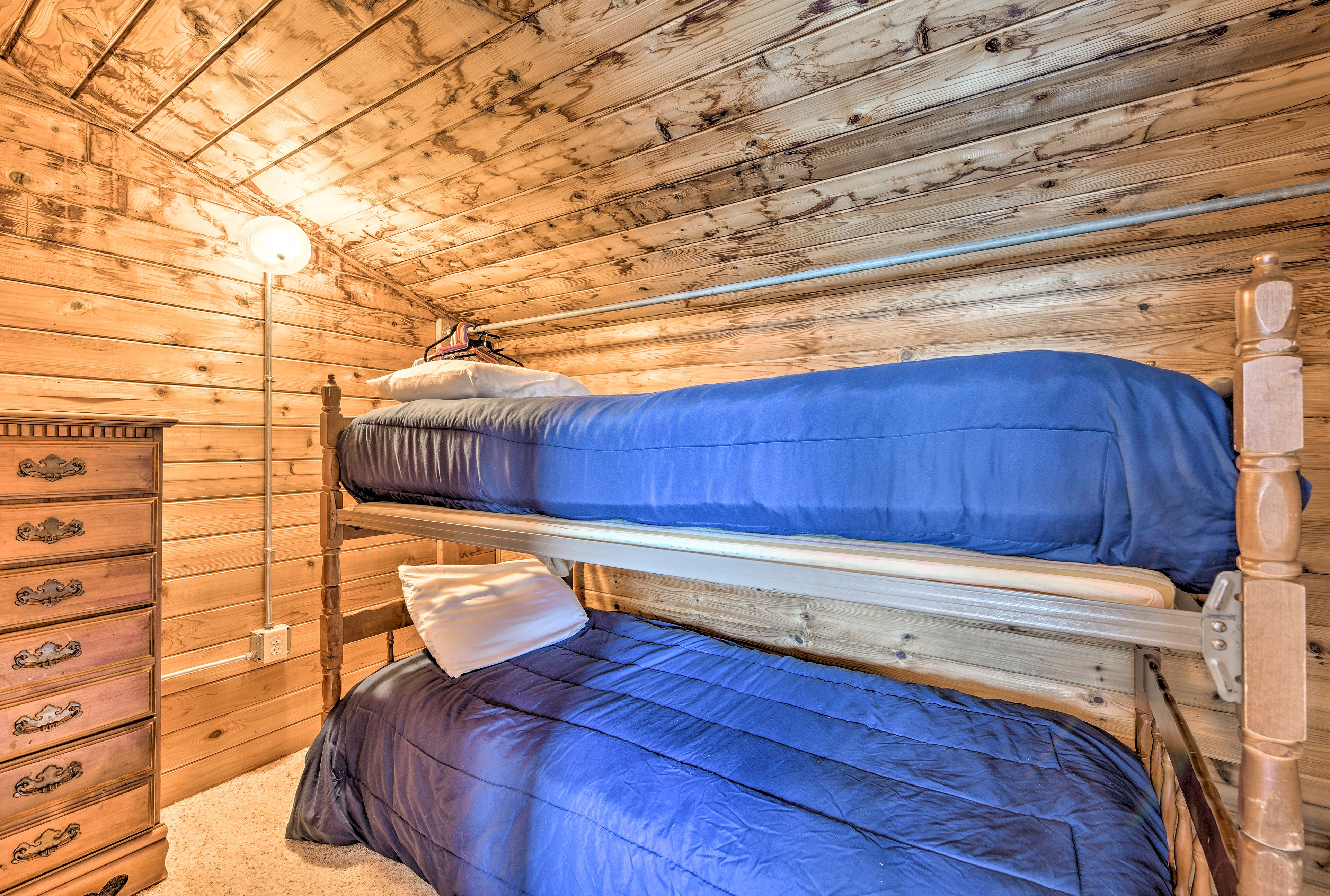 Bedroom 3 | Twin Bunk Bed