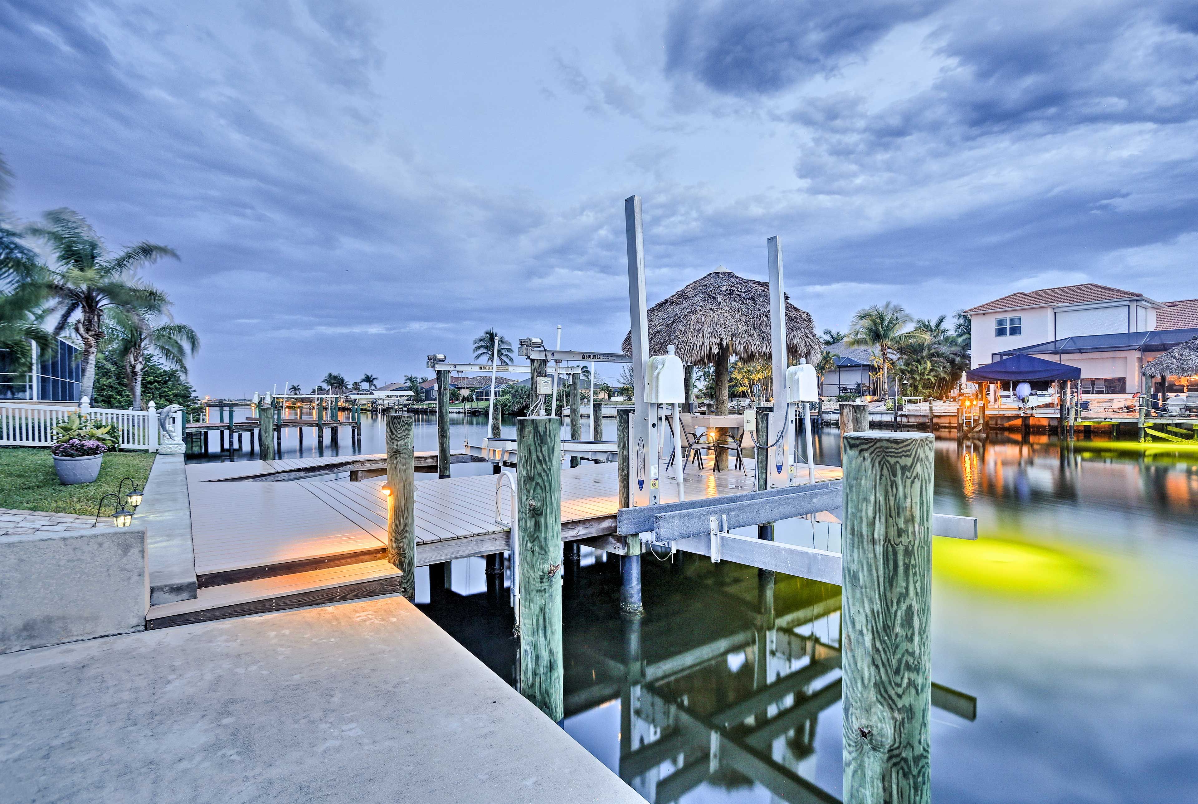 Utilize the fish attracting light right from this home’s dock!