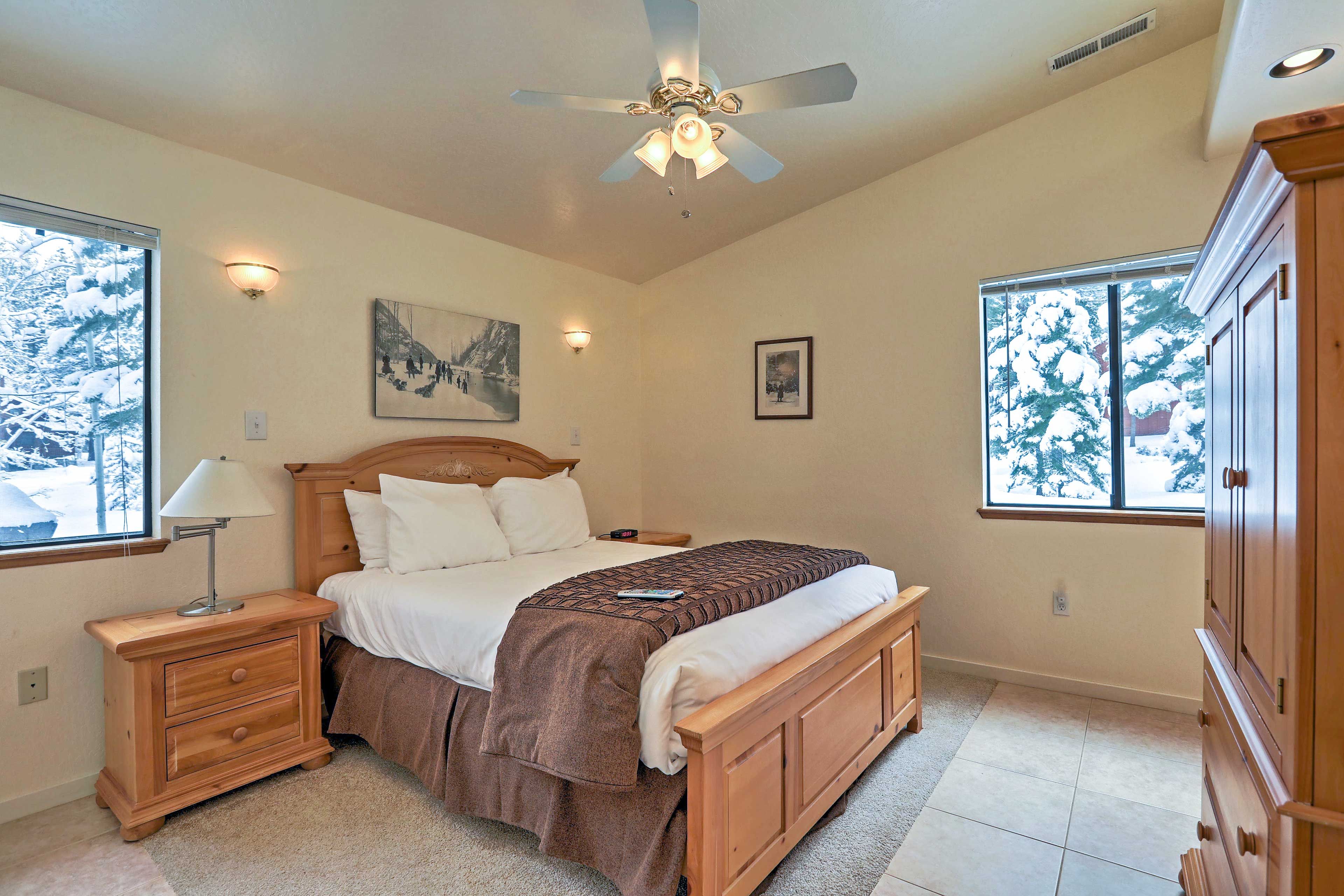 Five bedrooms come with plush queen beds.