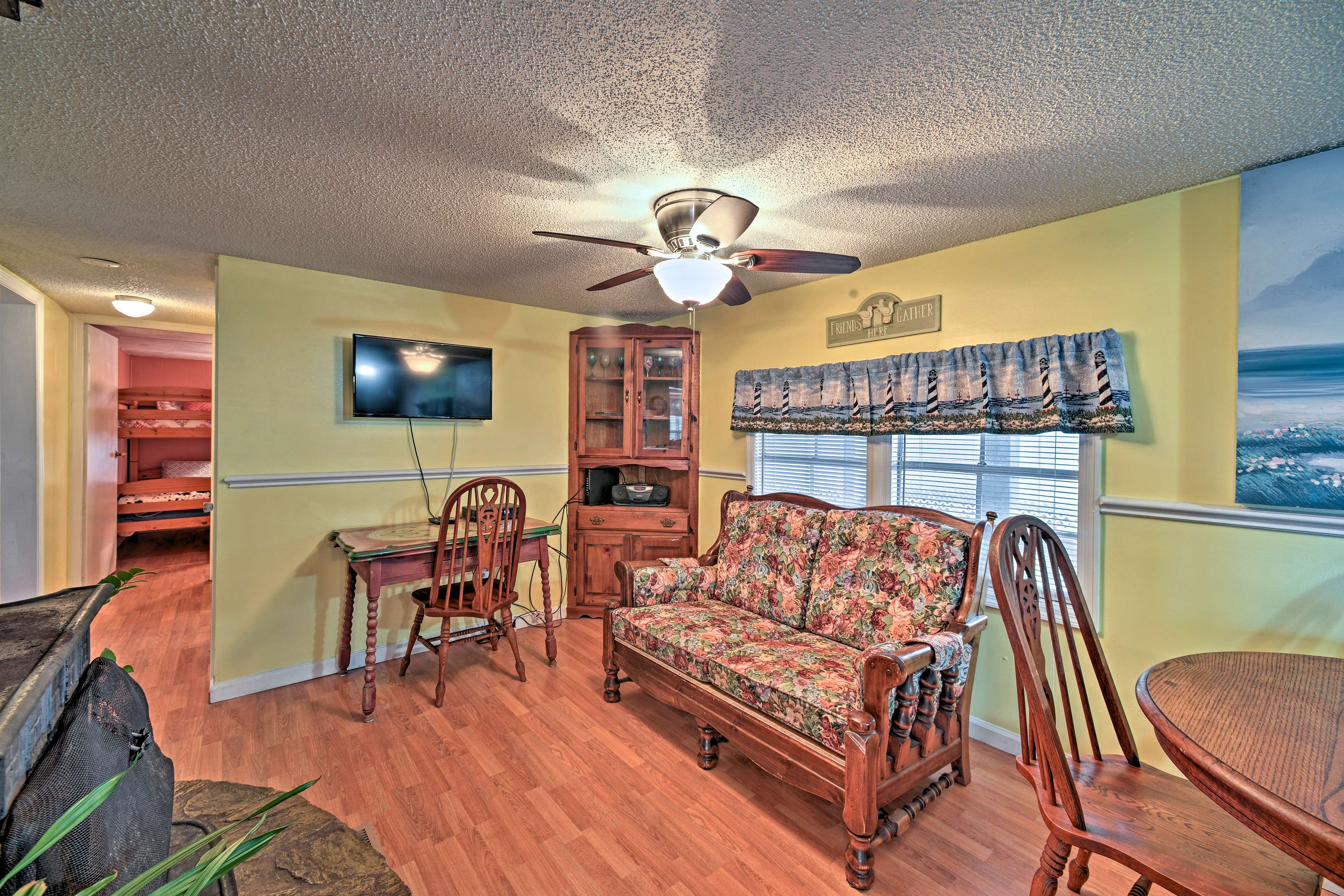 Spend leisurely afternoons watching shows on the flat-screen cable TV.